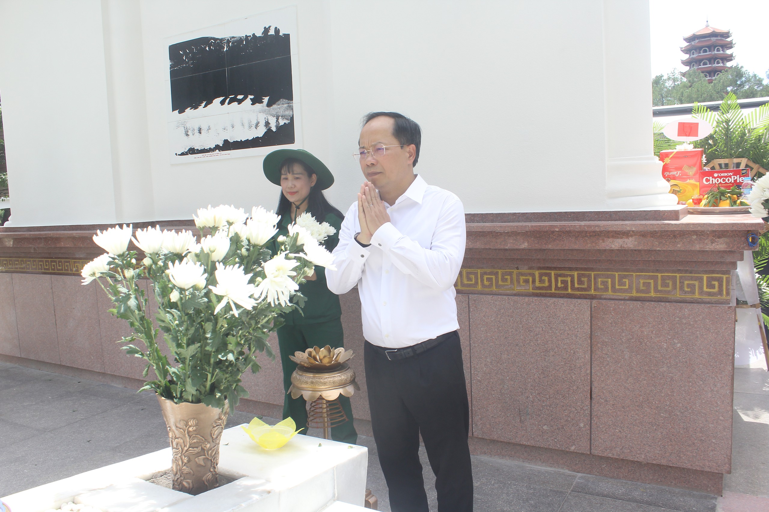 Bộ Xây dựng tri ân các anh hùng liệt sĩ trong ngày Thương binh - liệt sĩ 2026 - Ảnh 8.