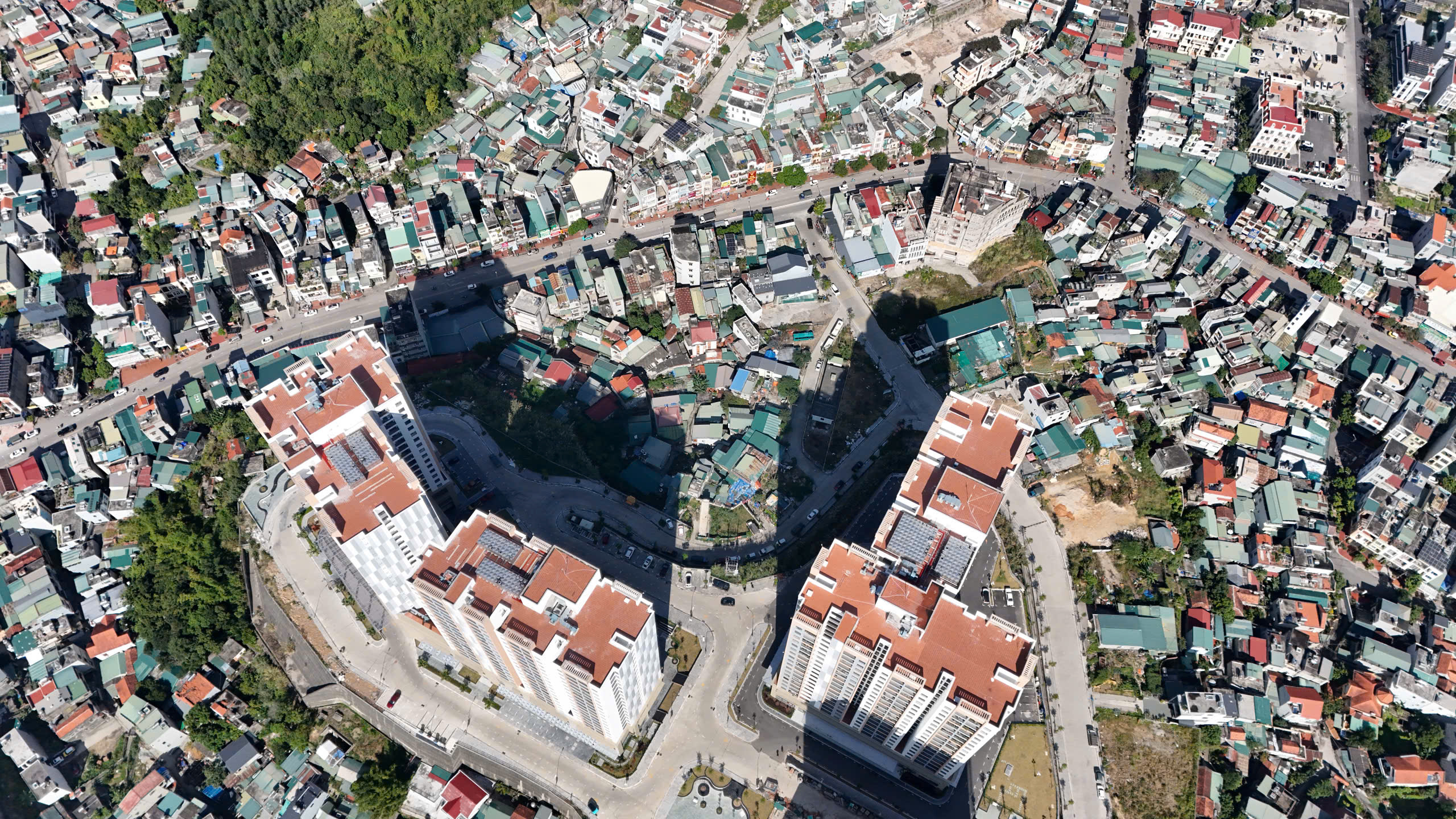 Quảng Ninh đặt mục tiêu phát triển hơn 40.000 căn nhà ở xã hội đến năm 2030 - Ảnh 1.