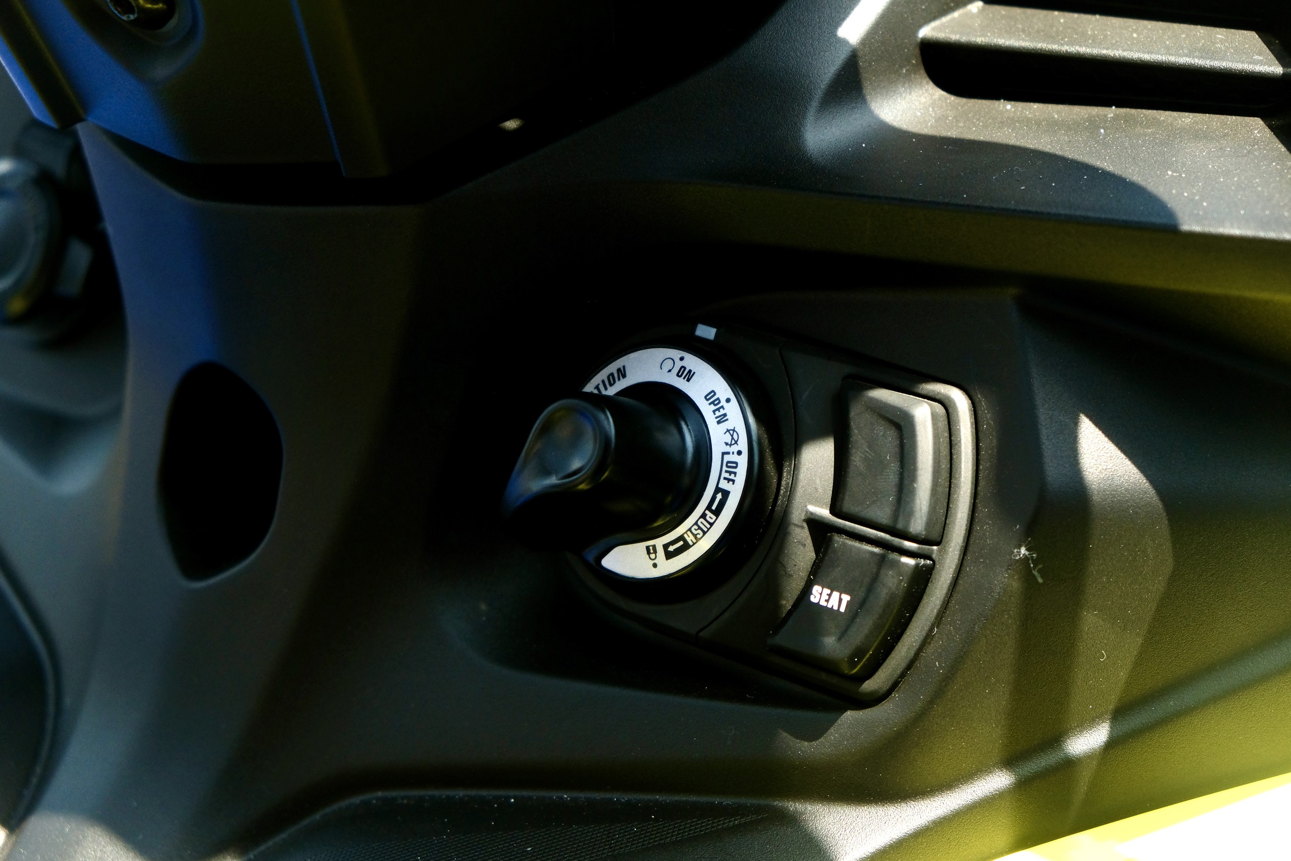 Chi tiết những thay đổi tr&ecirc;n Yamaha Exciter 2026 vừa ra mắt - Ảnh 7.