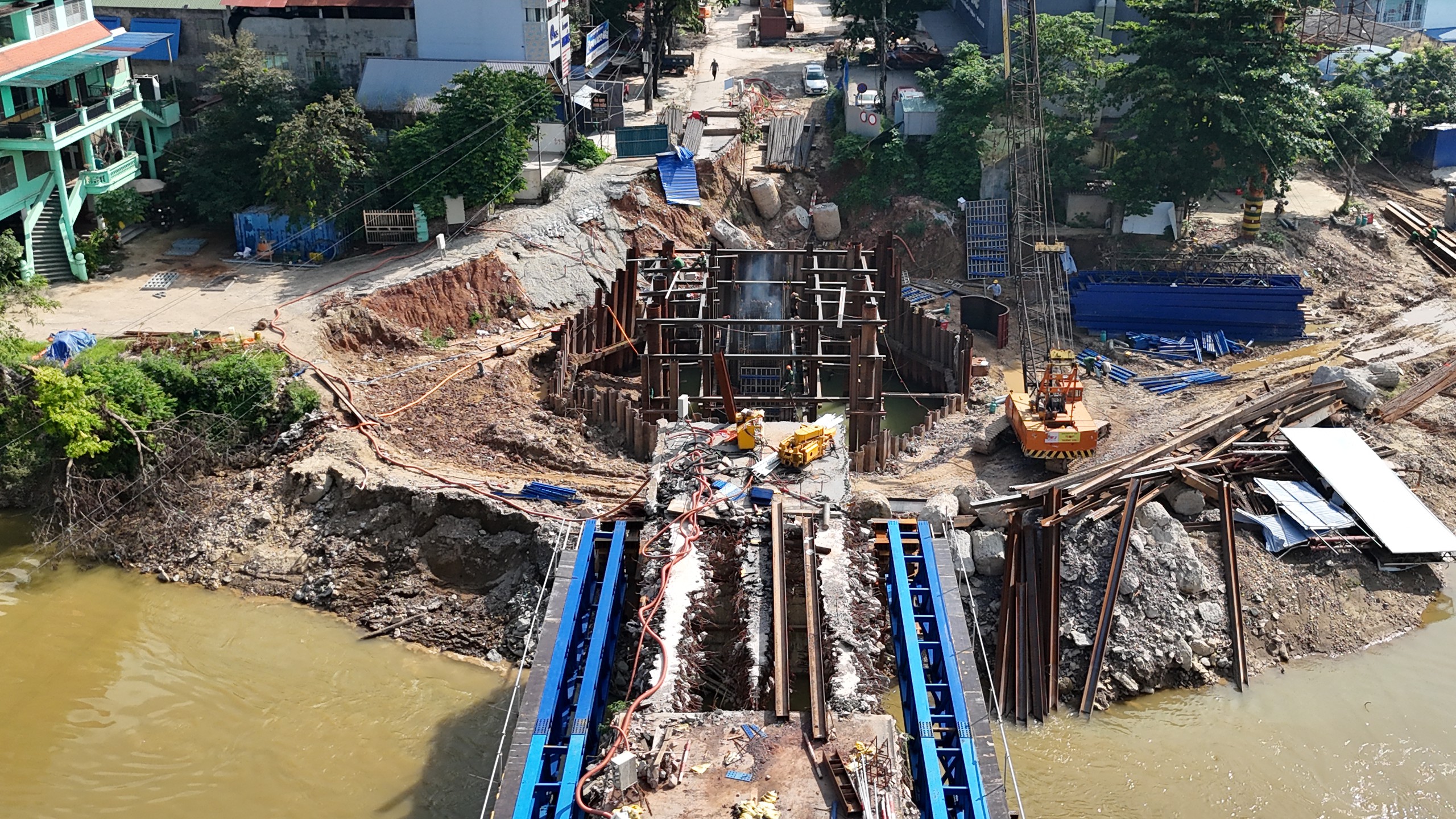 Vượt kh&oacute; bảo đảm tiến độ thi c&ocirc;ng cầu Gia Bảy tại Th&aacute;i Nguy&ecirc;n - Ảnh 6.