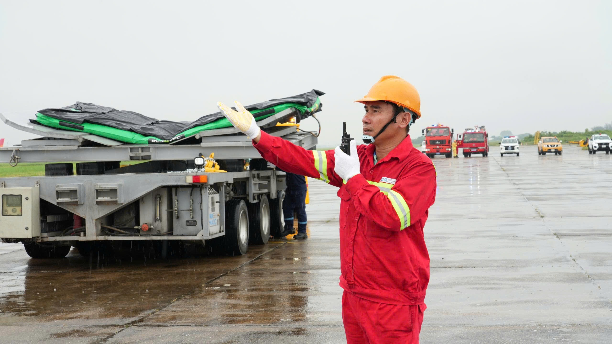 Diễn tập cứu nạn cứu hộ quy m&ocirc; lớn tại cảng h&agrave;ng kh&ocirc;ng lớn nhất khu vực ph&iacute;a Bắc - Ảnh 34.