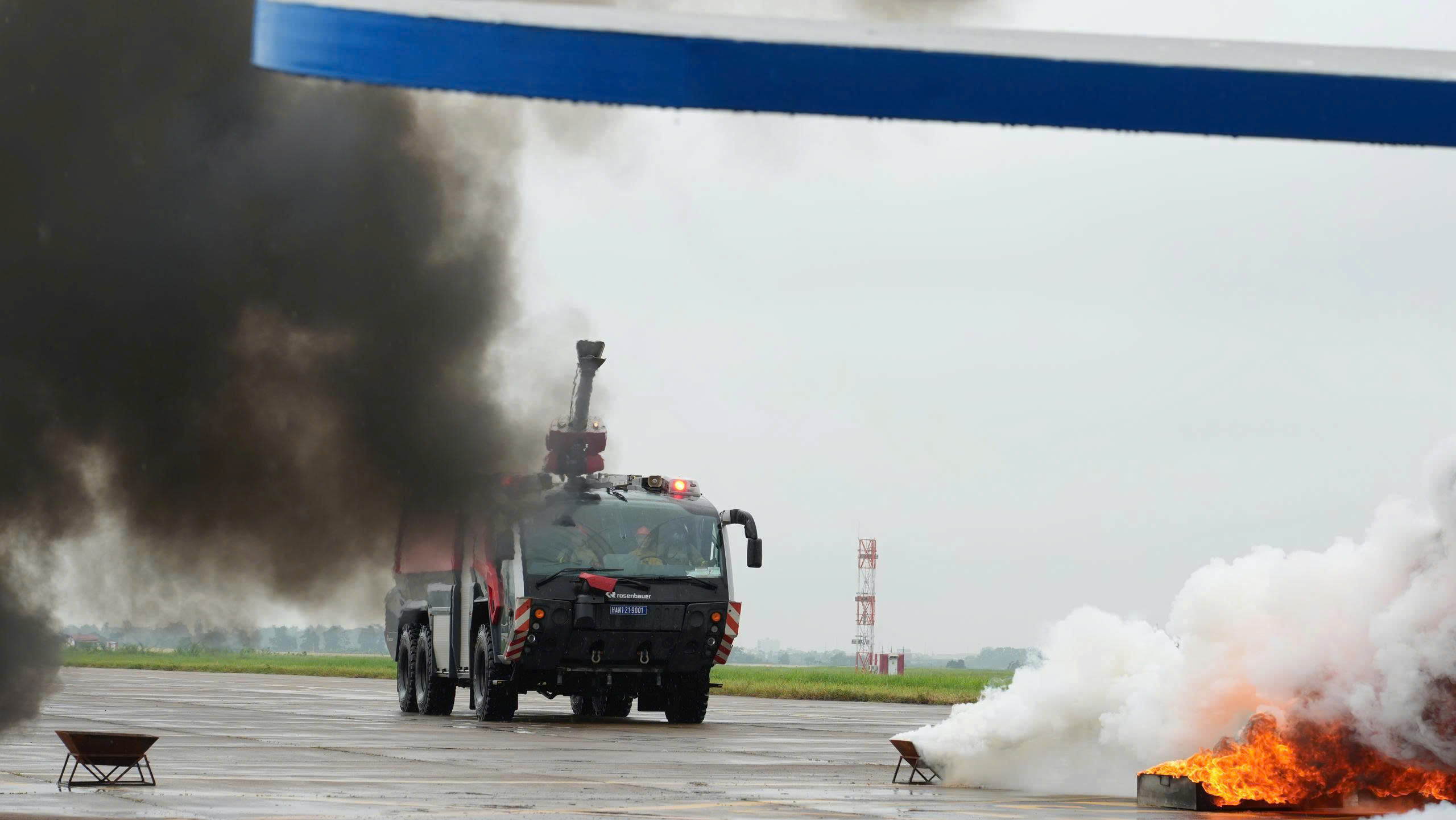 Diễn tập cứu nạn cứu hộ quy m&ocirc; lớn tại cảng h&agrave;ng kh&ocirc;ng lớn nhất khu vực ph&iacute;a Bắc - Ảnh 16.