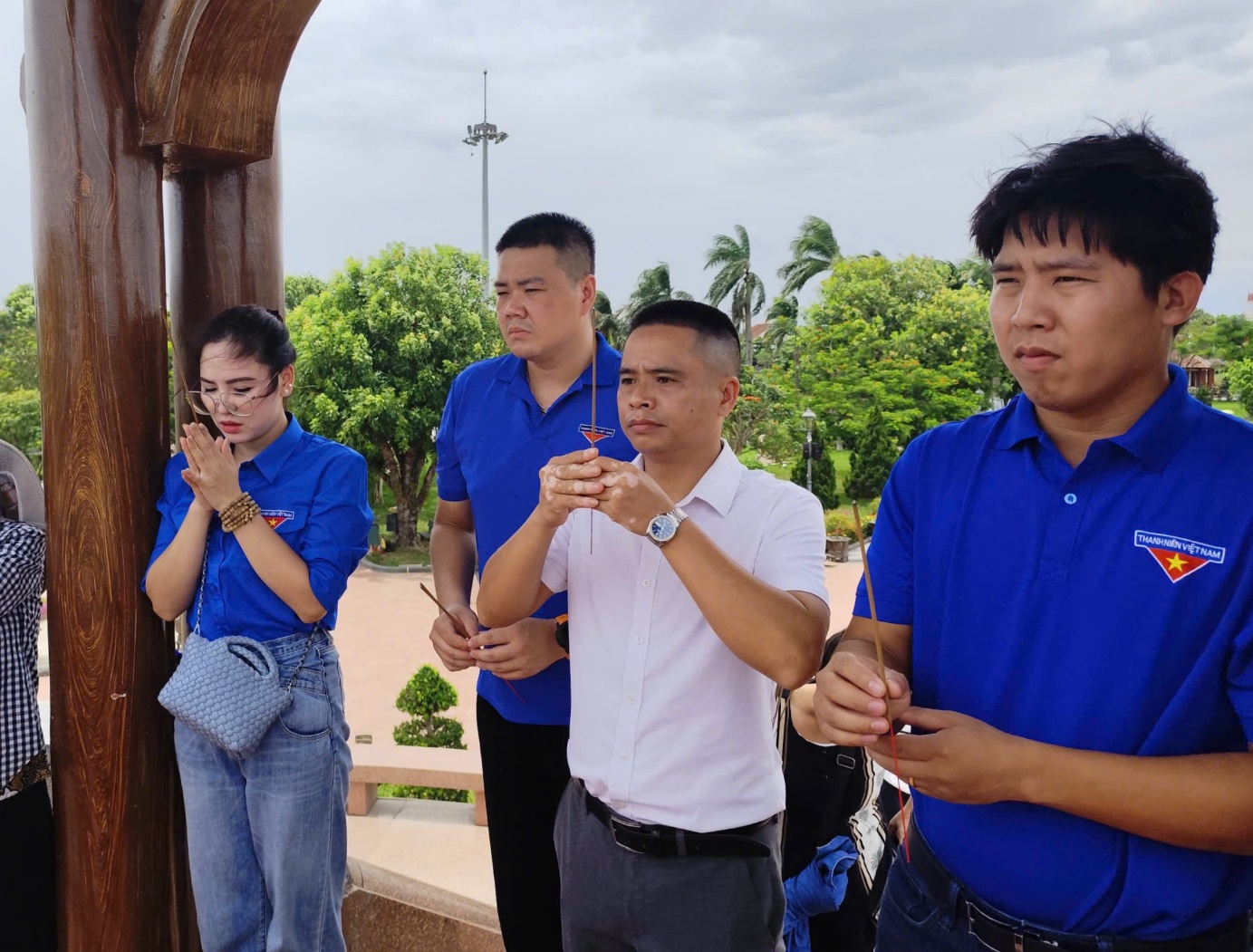 H&agrave;nh tr&igrave;nh về nguồn đầy &yacute; nghĩa của tuổi trẻ B&aacute;o X&acirc;y dựng - Ảnh 10.