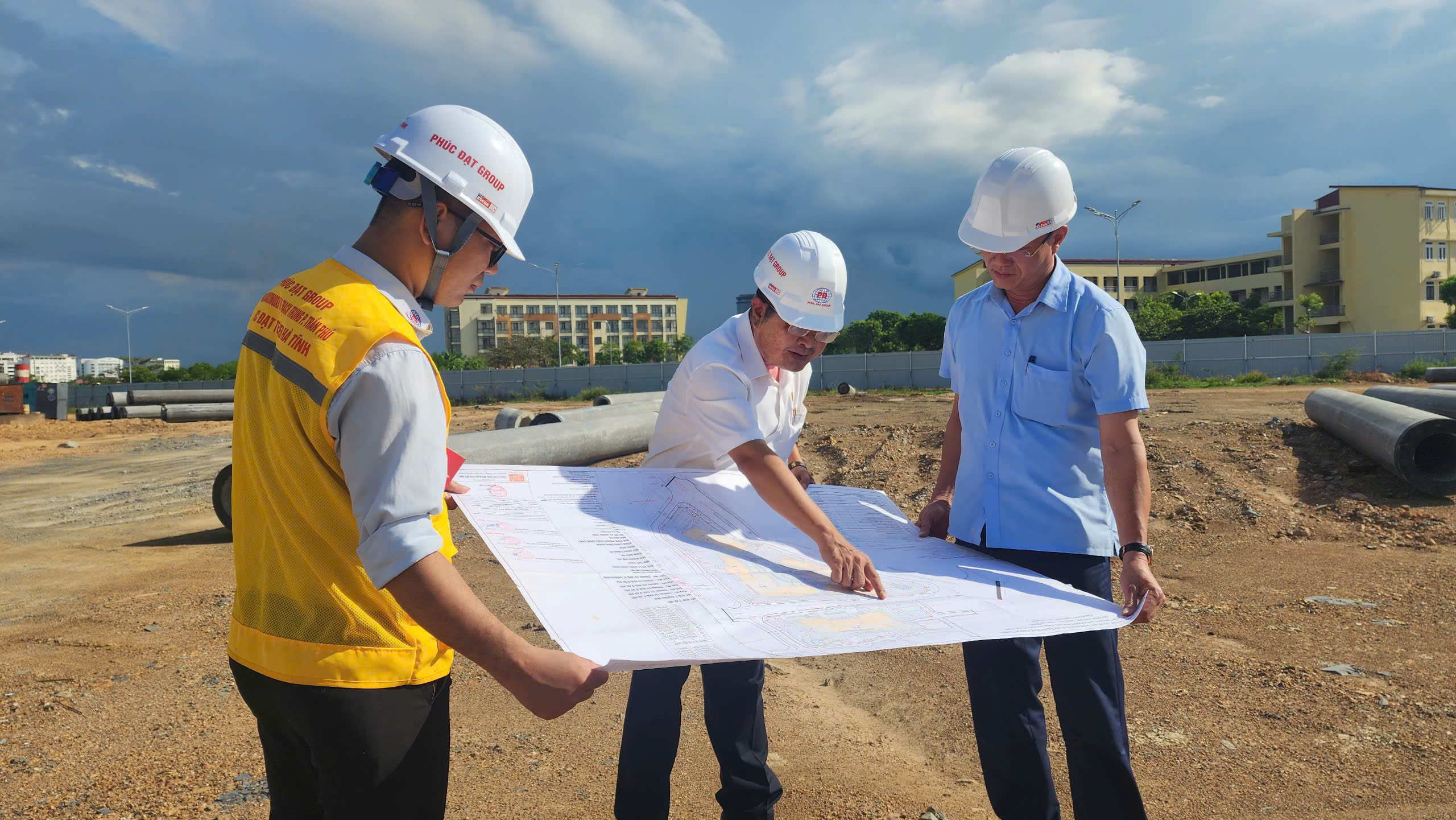 Tăng tốc trên công trường nhà ở xã hội Hà Tĩnh - Ảnh 5.