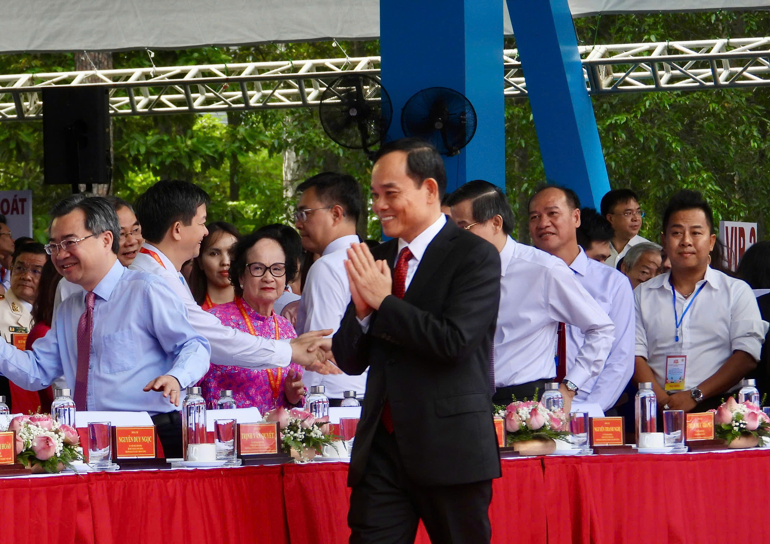 Tổng B&iacute; thư, Chủ tịch nước dự lễ kỷ niệm 50 năm TP.HCM vinh dự mang t&ecirc;n B&aacute;c - Ảnh 2.