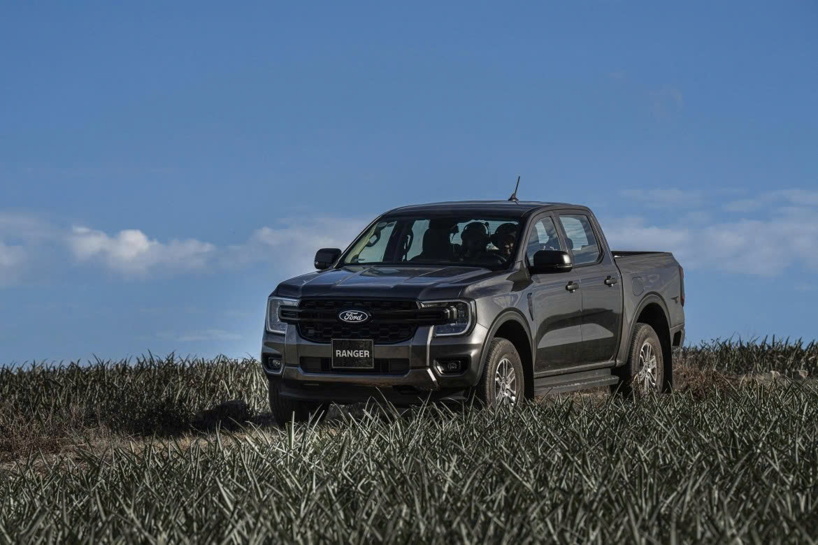Ford Ranger dẫn đầu thị trường xe bán tải Việt Nam 2026 cùng Hilux , Triton , D - Max - Ảnh 1. Ford Ranger dẫn đầu thị trường xe bán tải Việt Nam 2026 cùng Hilux , Triton , D - Max - Ảnh 1.