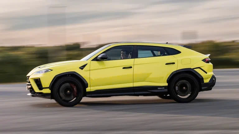 Lamborghini trình làng SUV mạnh nhất lịch sử - Ảnh 3.