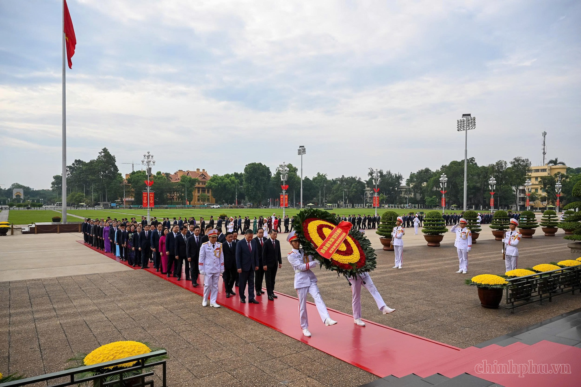Khai mạc Hội nghị lần thứ ba Ban Chấp hành Trung ương Đảng khóa XIV - Ảnh 4.