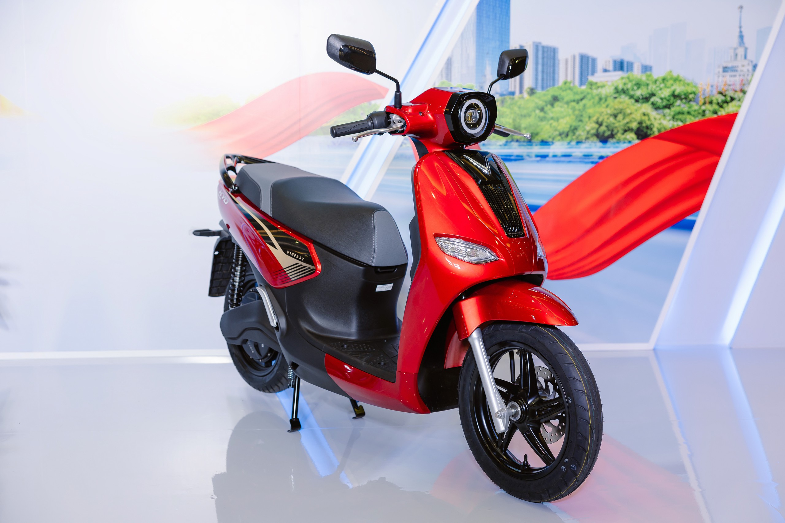 Xe máy điện VinFast Kinet và Kyo ra mắt tại Việt Nam - Ảnh 5.
