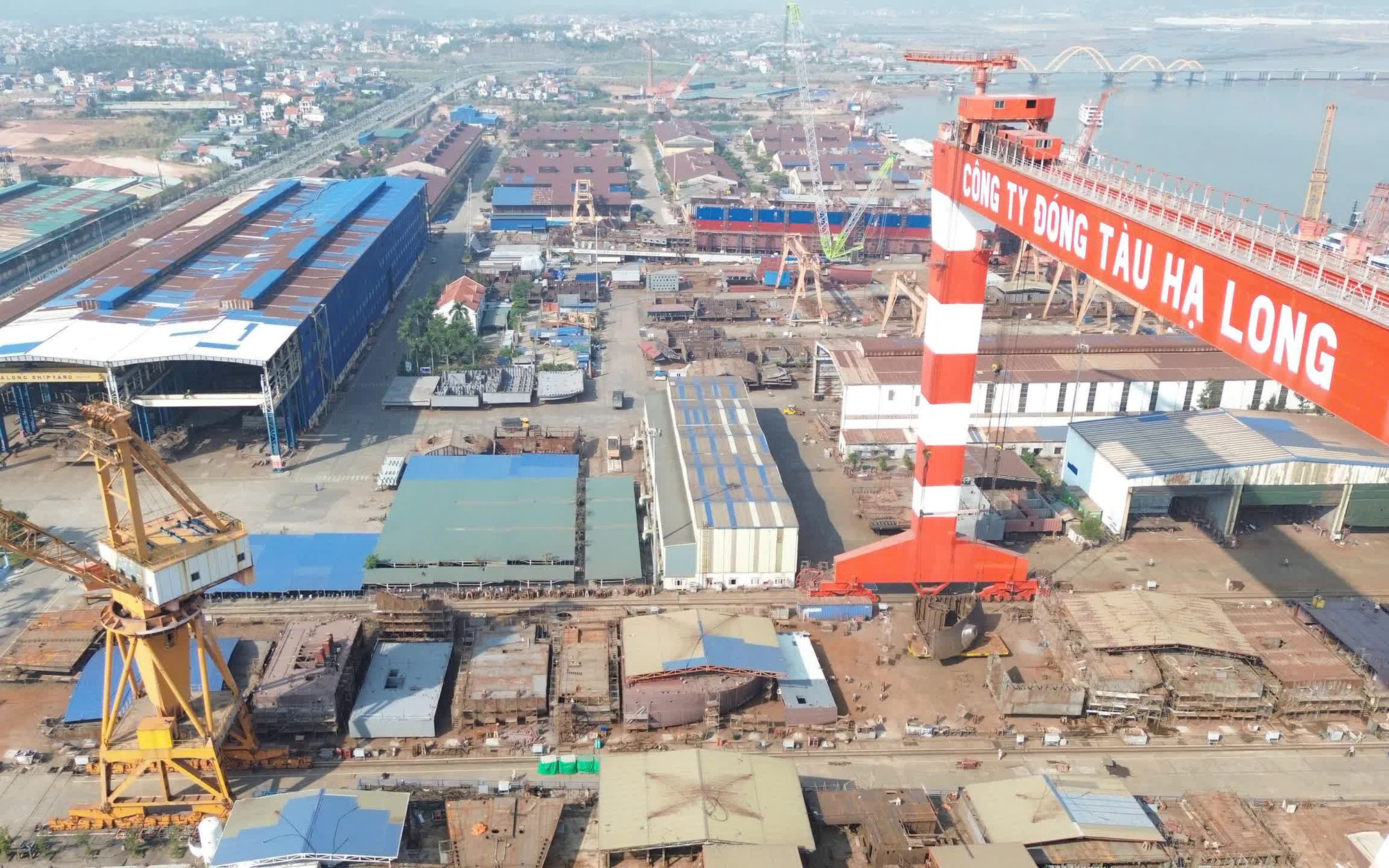 Cận cảnh quy trình đóng tàu hiện đại tại Công ty Đóng tàu Hạ Long- Ảnh 20.