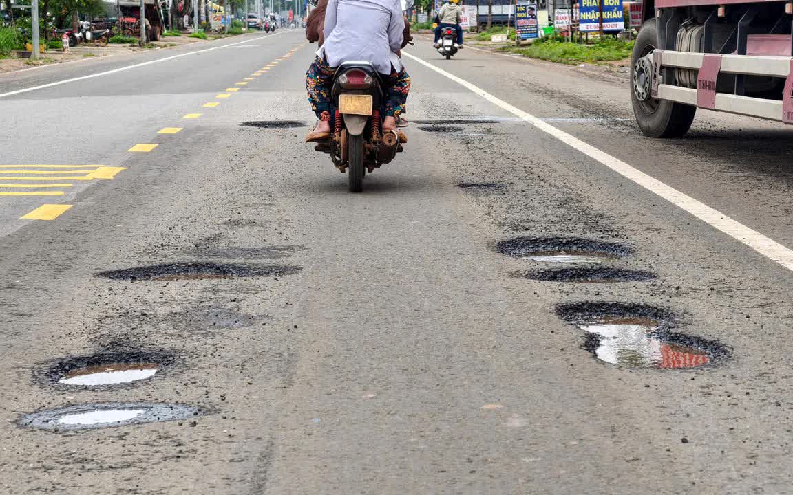 Gia Lai: C&oacute; thể đ&igrave;nh chỉ doanh nghiệp vận tải vi phạm để chấn chỉnh văn h&oacute;a giao th&ocirc;ng - Ảnh 5.