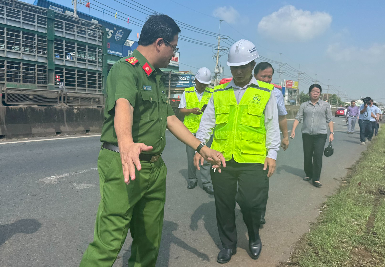 Toàn cảnh vụ cháy xe khách khiến 7 người tử vong - Ảnh 6.