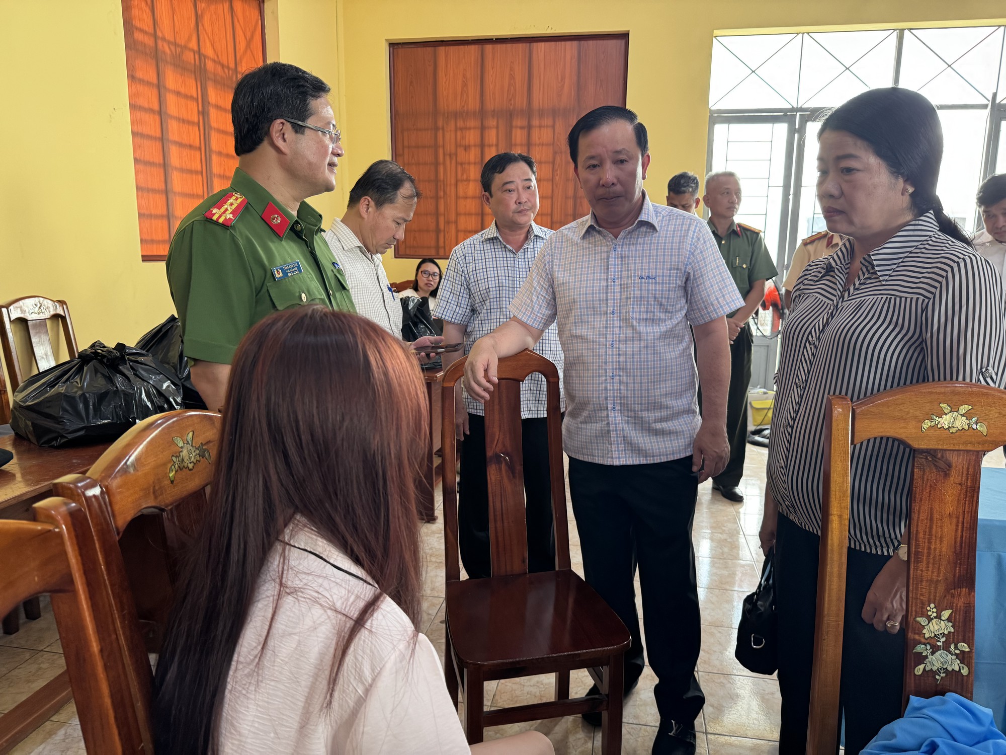 Toàn cảnh vụ cháy xe khách khiến 7 người tử vong - Ảnh 13.