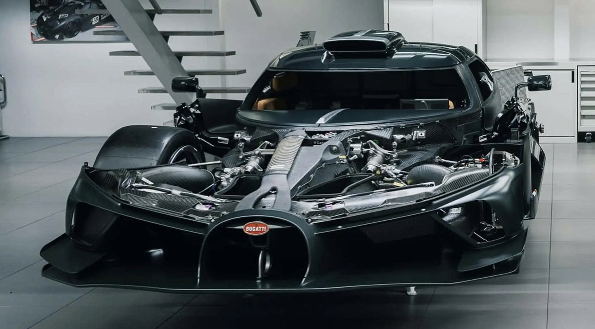 Bugatti Bolide lần đầu có bản chạy phố, vẫn giữ động cơ W16 - Ảnh 1.