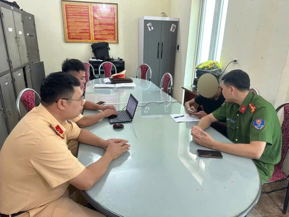 Lào Cai xử lý nghiêm thanh thiếu niên vi phạm giao thông năm 2026 - Ảnh 3.