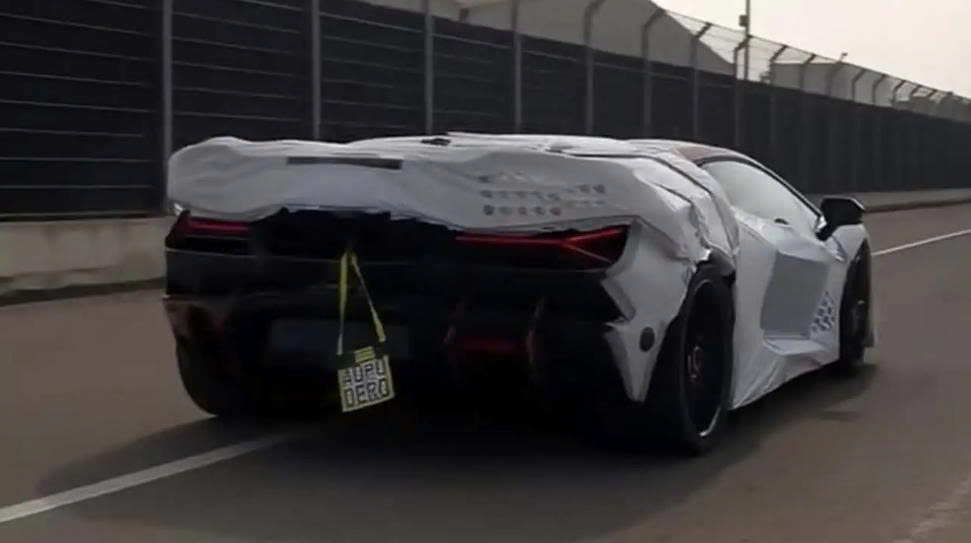 Lamborghini Revuelto SV lộ diện, bản giới hạn 1.963 chiếc sắp ra mắt - Ảnh 1.