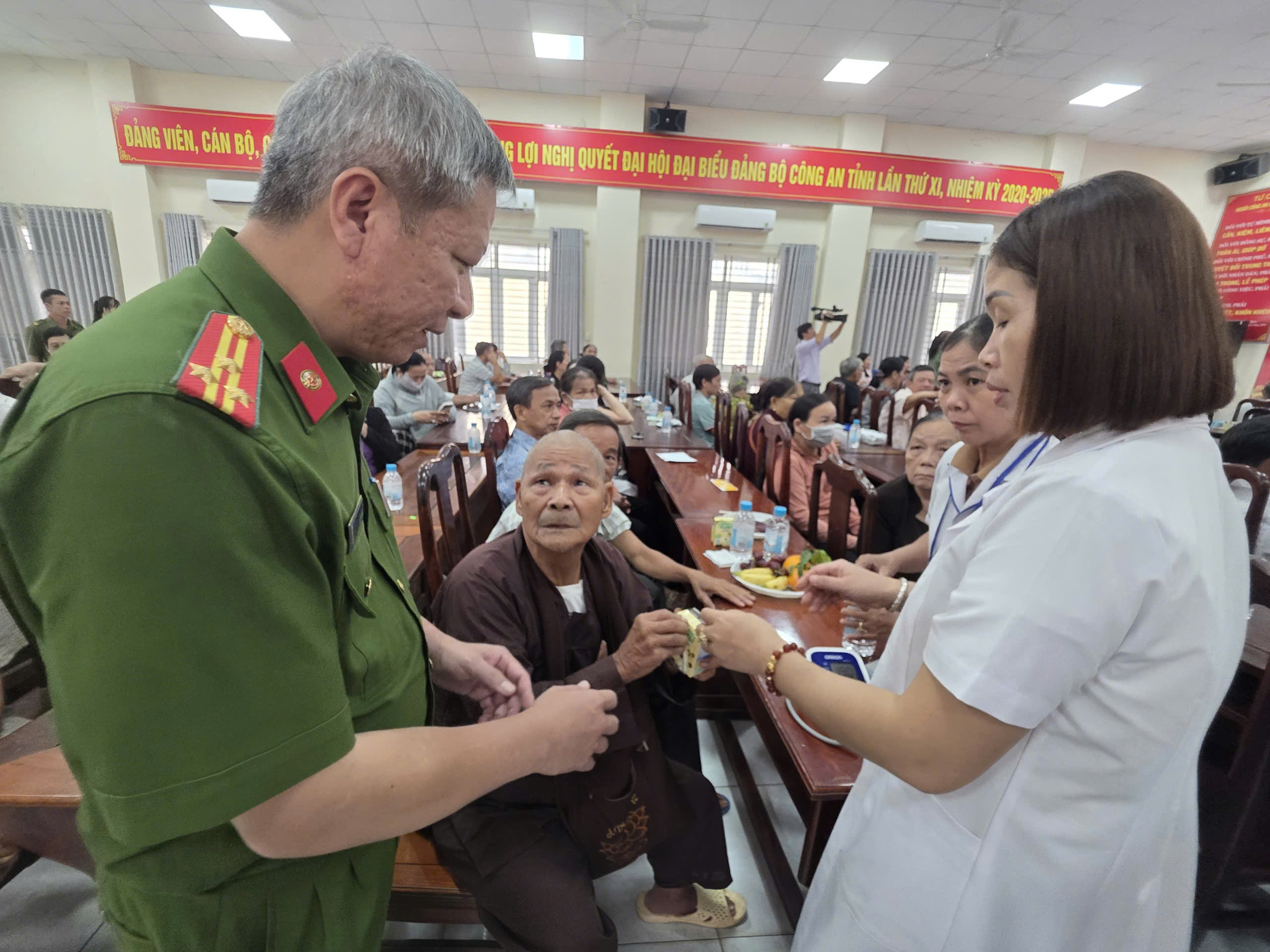 Đồng Nai đồng loạt lấy mẫu ADN, mở th&ecirc;m hy vọng x&aacute;c định th&ocirc;ng tin liệt sĩ - Ảnh 5.