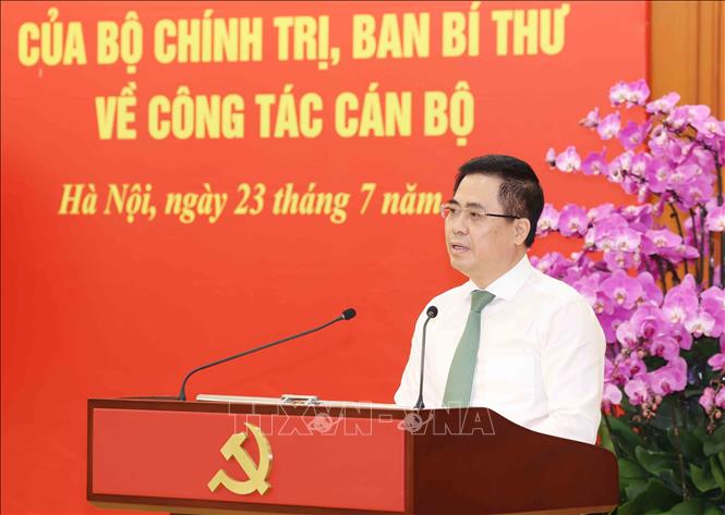 Công bố các quyết định của Bộ Chính trị, Ban Bí thư về công tác cán bộ - Ảnh 3.