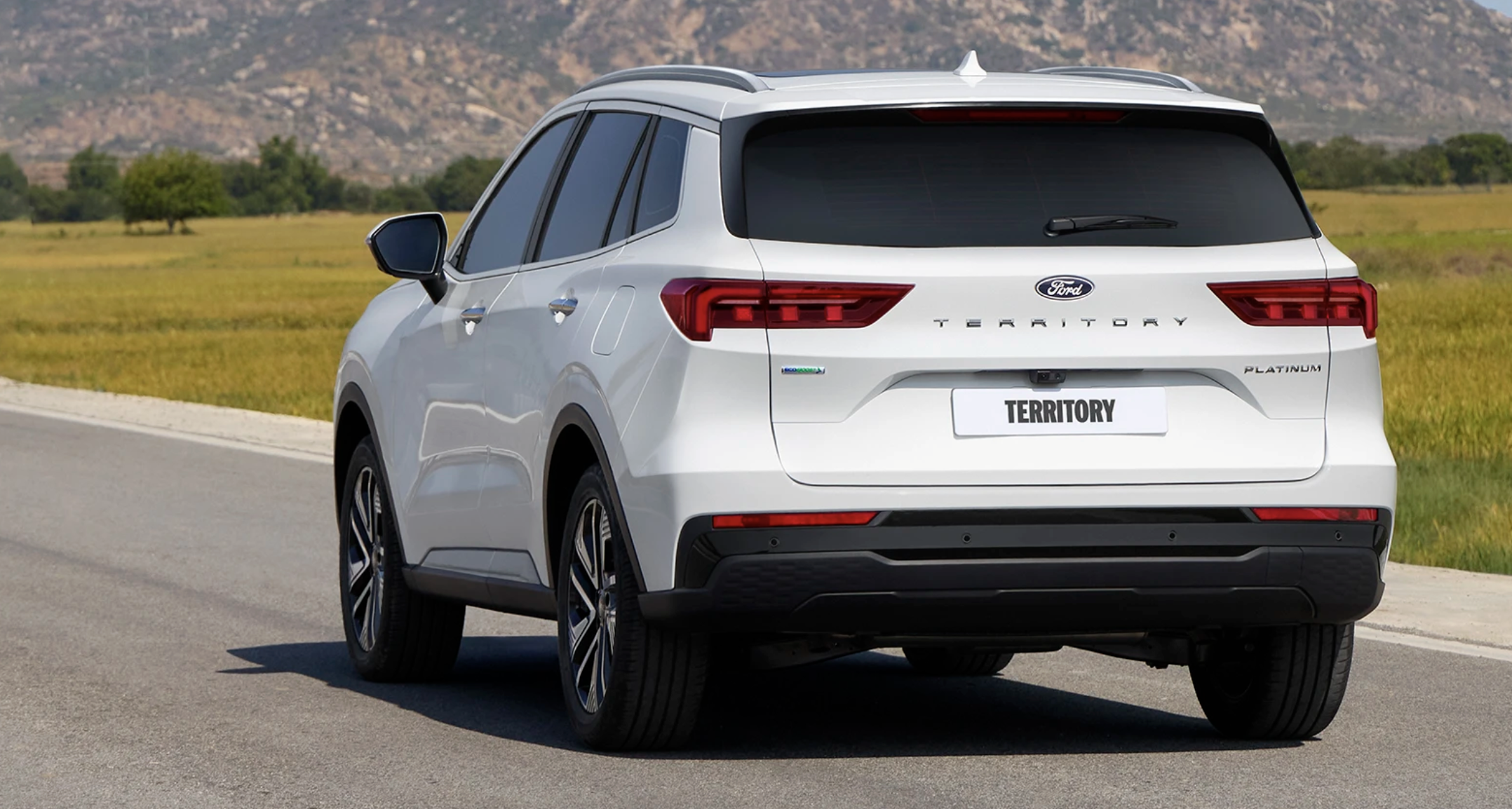 Giá cao hơn 41 triệu đồng, Ford Territory Platinum hơn gì bản Titanium X? - Ảnh 2.