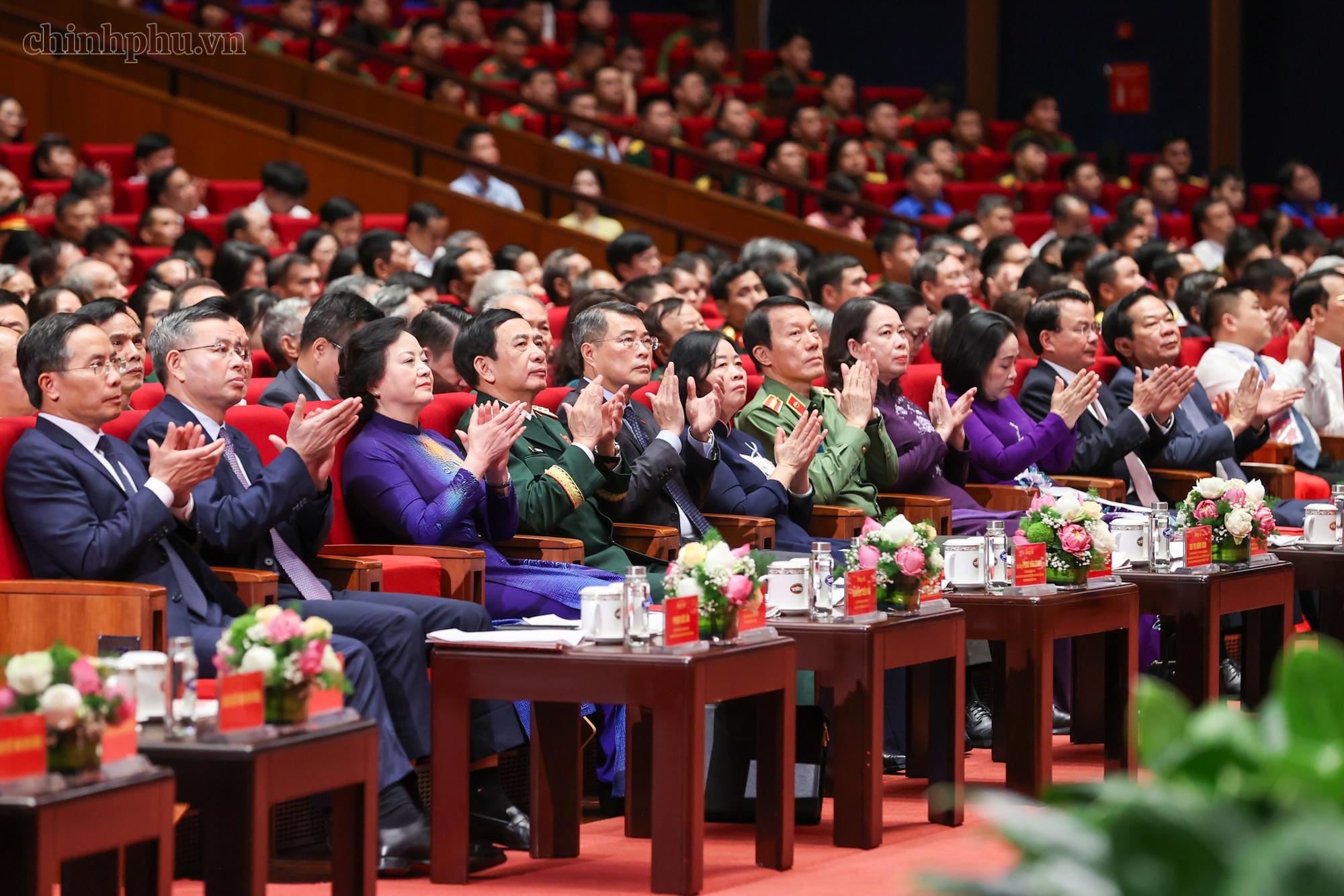 Những hình ảnh xúc động tại Hội nghị tri ân người có công với cách mạng toàn quốc năm 2026 - Ảnh 6.