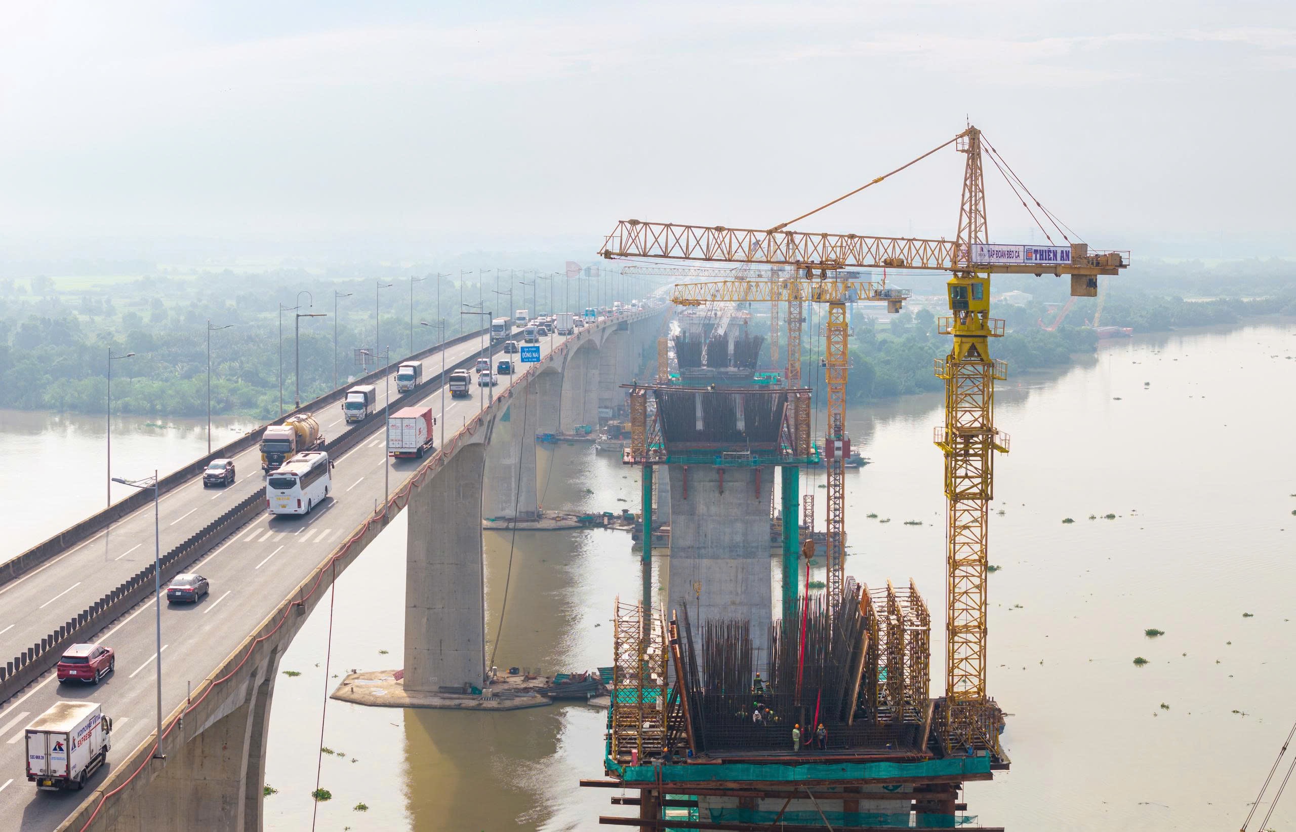 To&agrave;n cảnh dự &aacute;n mở rộng tuyến cao tốc cửa ng&otilde; s&acirc;n bay Long Th&agrave;nh l&ecirc;n 8-10 l&agrave;n xe - Ảnh 17.