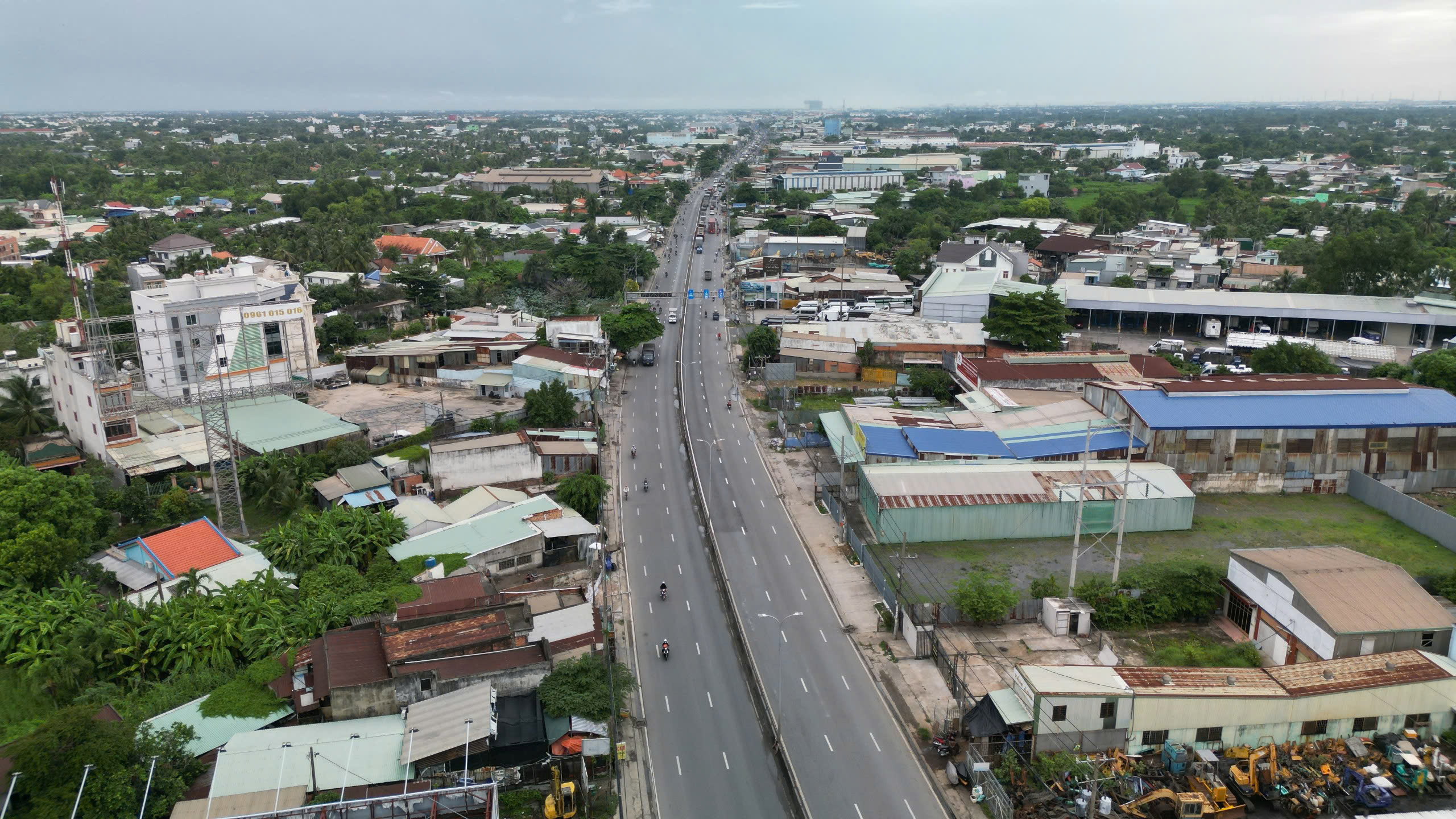 Nhiều hộ dân TP.HCM bàn giao mặt bằng mở rộng cửa ngõ phía Tây - Ảnh 15.