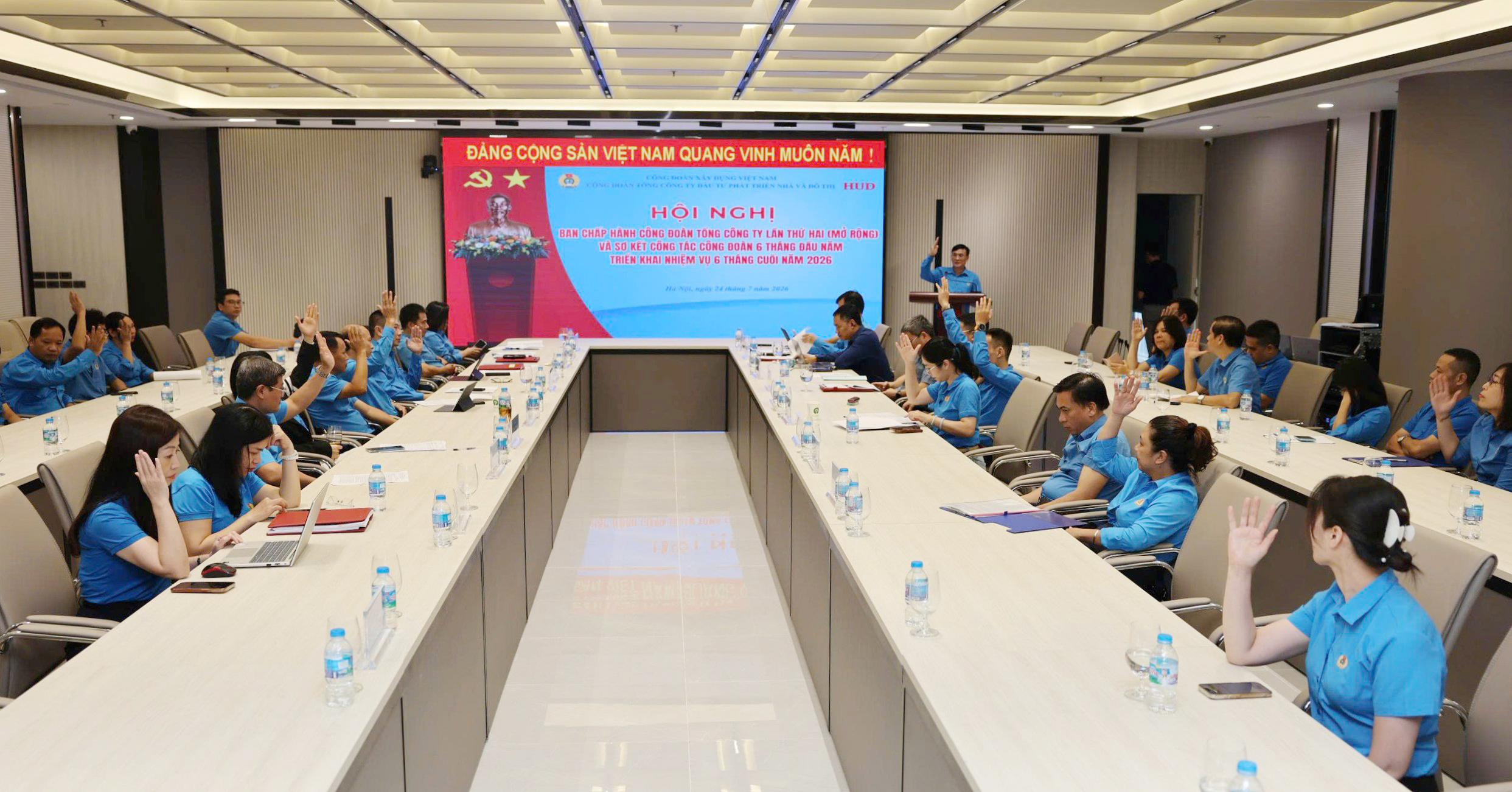 C&ocirc;ng đo&agrave;n Tổng c&ocirc;ng ty HUD: Đổi mới s&aacute;ng tạo, đồng h&agrave;nh c&ugrave;ng doanh nghiệp, người lao động - Ảnh 9.