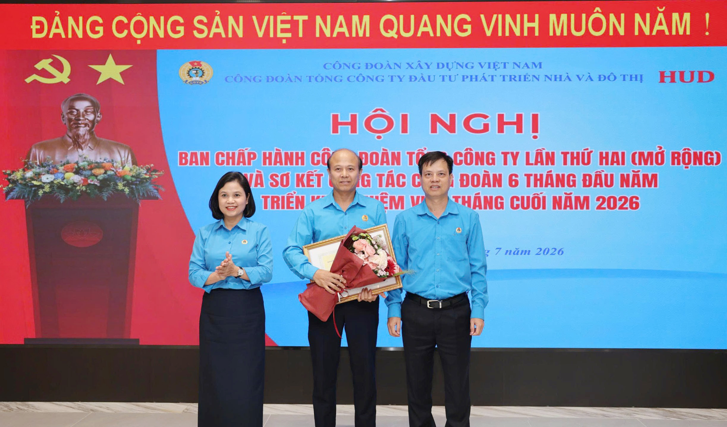 C&ocirc;ng đo&agrave;n Tổng c&ocirc;ng ty HUD: Đổi mới s&aacute;ng tạo, đồng h&agrave;nh c&ugrave;ng doanh nghiệp, người lao động - Ảnh 7.