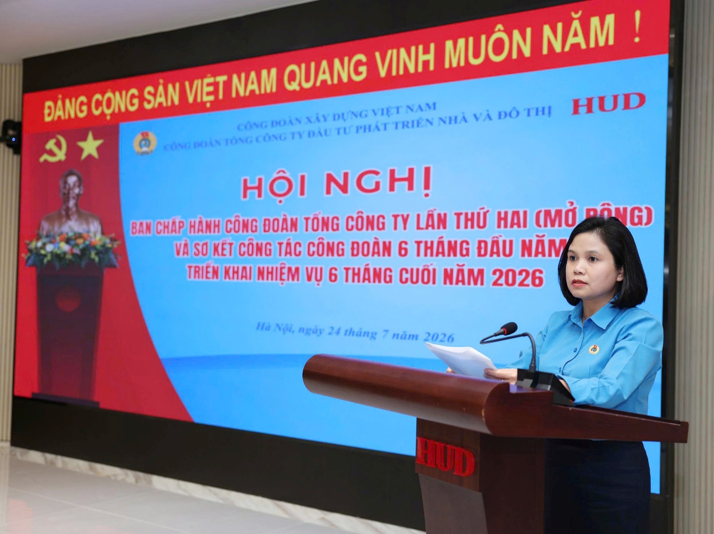 C&ocirc;ng đo&agrave;n Tổng c&ocirc;ng ty HUD: Đổi mới s&aacute;ng tạo, đồng h&agrave;nh c&ugrave;ng doanh nghiệp, người lao động - Ảnh 1.