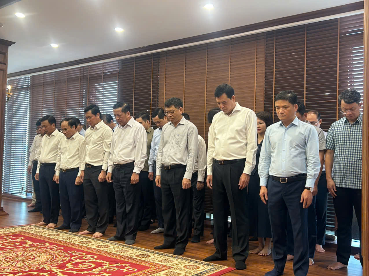 Bộ Xây dựng tổ chức Lễ dâng hương tri ân các Anh hùng liệt sĩ nhân ngày 27/7 - Ảnh 2.