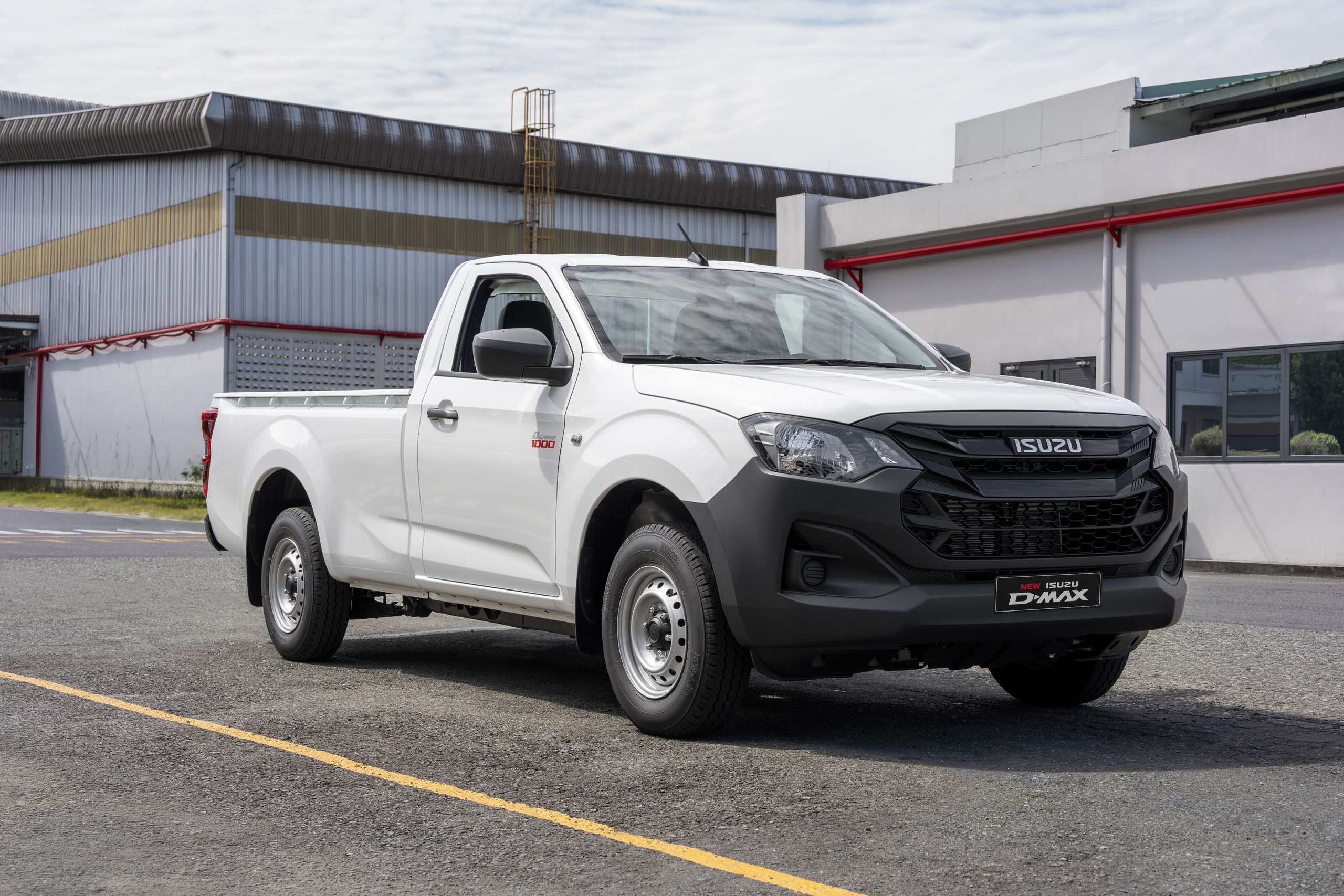 Isuzu ra mắt xe b&aacute;n tải ca bin đơn D - Cargo 1000 gi&aacute; dưới 500 triệu đồng - Ảnh 1.