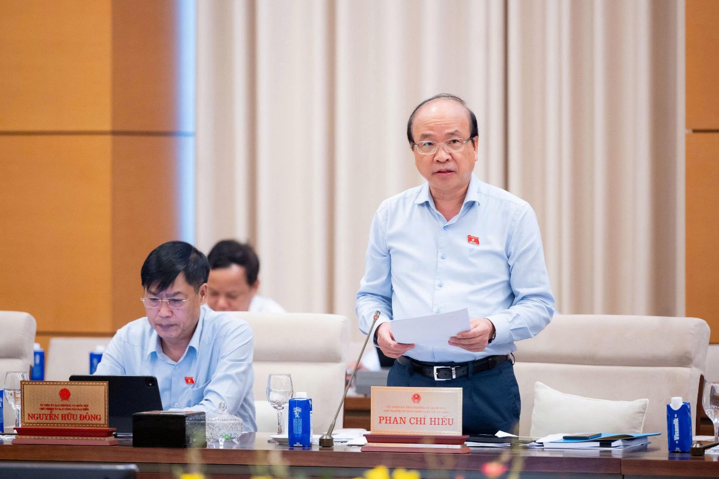 Ủy ban Thường vụ Quốc hội cho ý kiến về chính sách sửa đổi Luật Nhà ở năm 2023 - Ảnh 4.