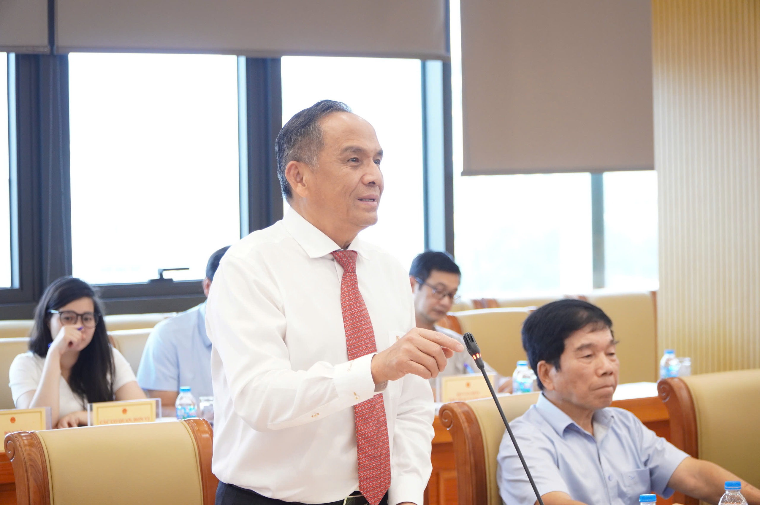 R&agrave; so&aacute;t, bổ sung c&aacute;c quy định mới v&agrave;o dự thảo Luật Kinh doanh bất động sản (sửa đổi) - Ảnh 1.