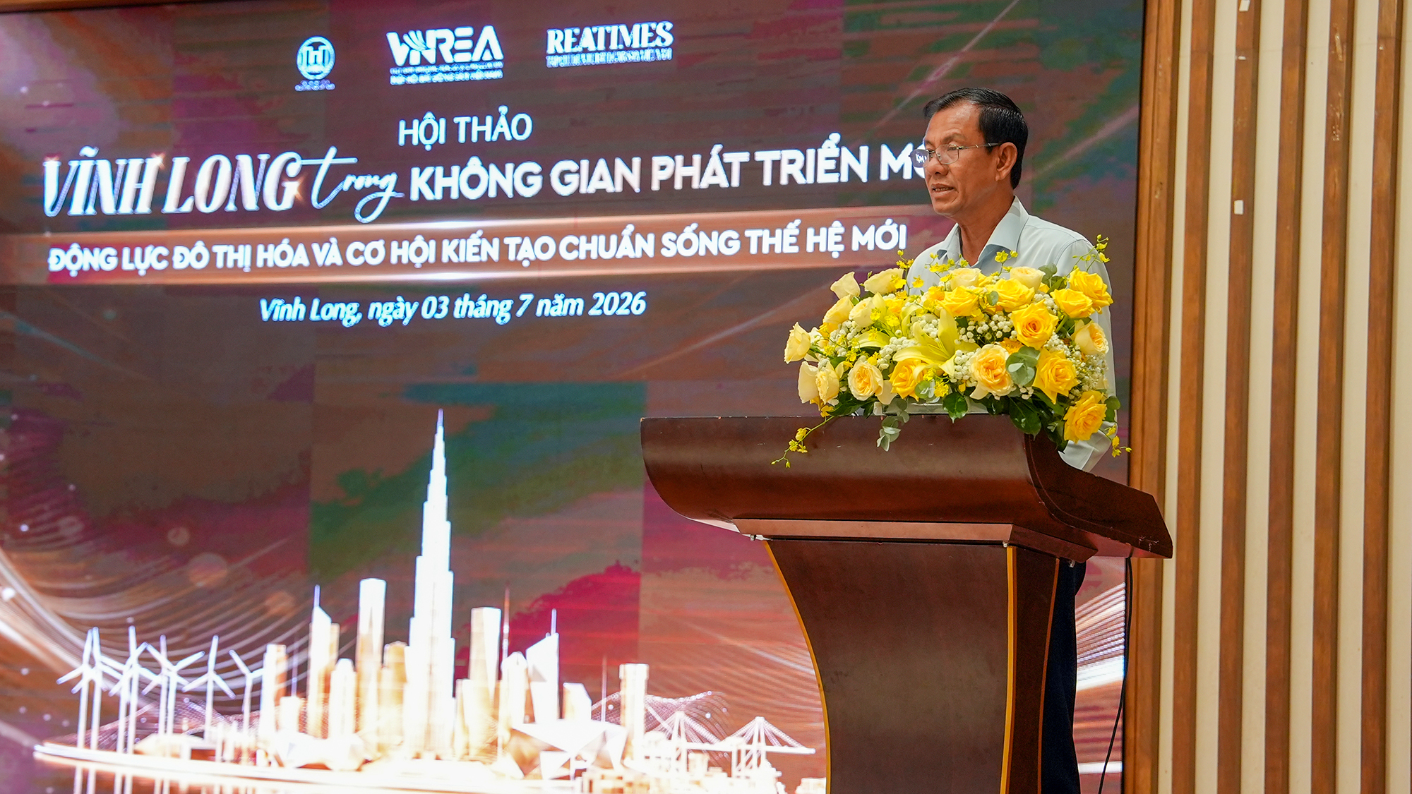 Phát triển đô thị Vĩnh Long: Không đánh đổi bằng mọi giá - Ảnh 1.
