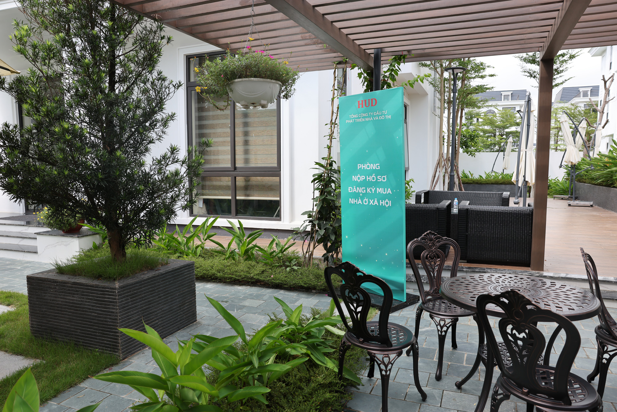 Ch&iacute;nh thức tiếp nhận hồ sơ đăng k&yacute; mua nh&agrave; ở x&atilde; hội CT-05, CT-06 thuộc HUD Melinh Central - Ảnh 4.