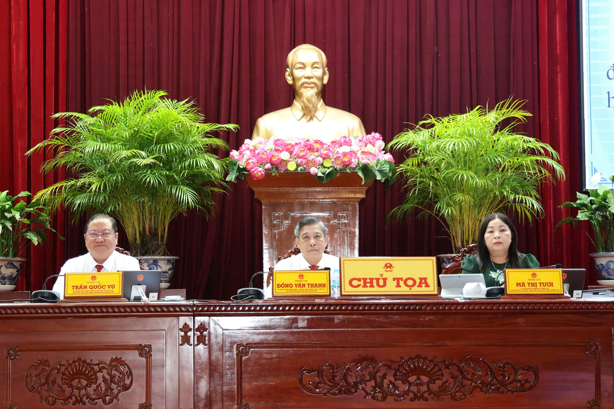 Cần Thơ thông qua nhiều chính sách lớn về giáo dục, văn hóa và công nghệ số - Ảnh 2.