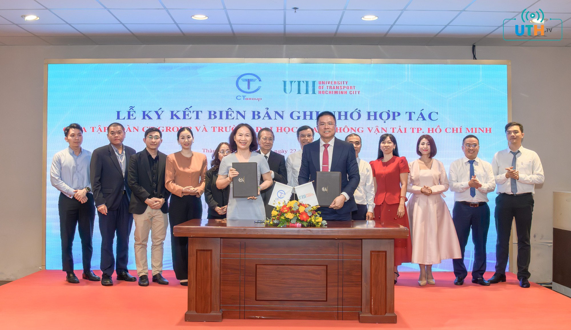 UTH hiện thực hoá Nghị quyết 57 từ khoa học công nghệ và hội nhập quốc tế - Ảnh 1.