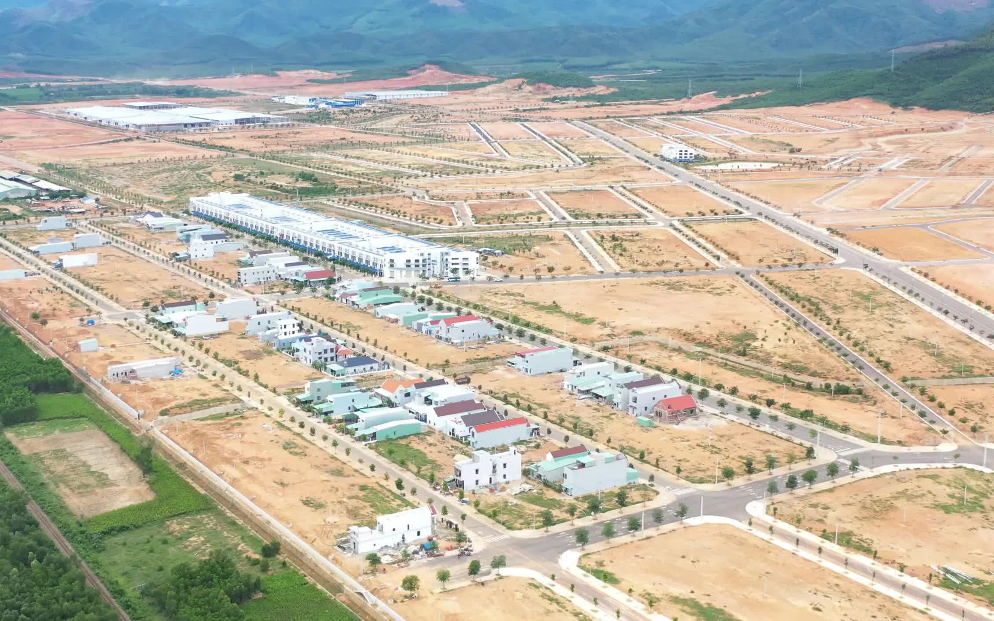 Gia Lai chuyển từ “chỉ đạo” sang “thực thi” để hút đầu tư - Ảnh 5.