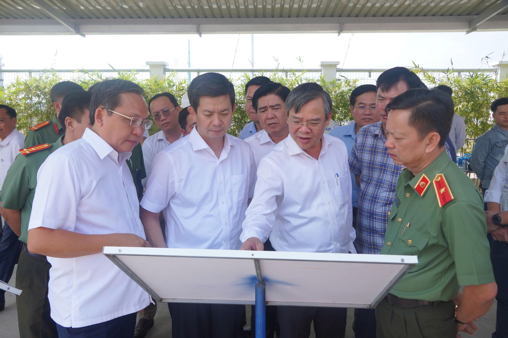 Cần Thơ gỡ điểm nghẽn để tăng tốc Khu c&ocirc;ng nghiệp Vĩnh Thạnh - Ảnh 1.