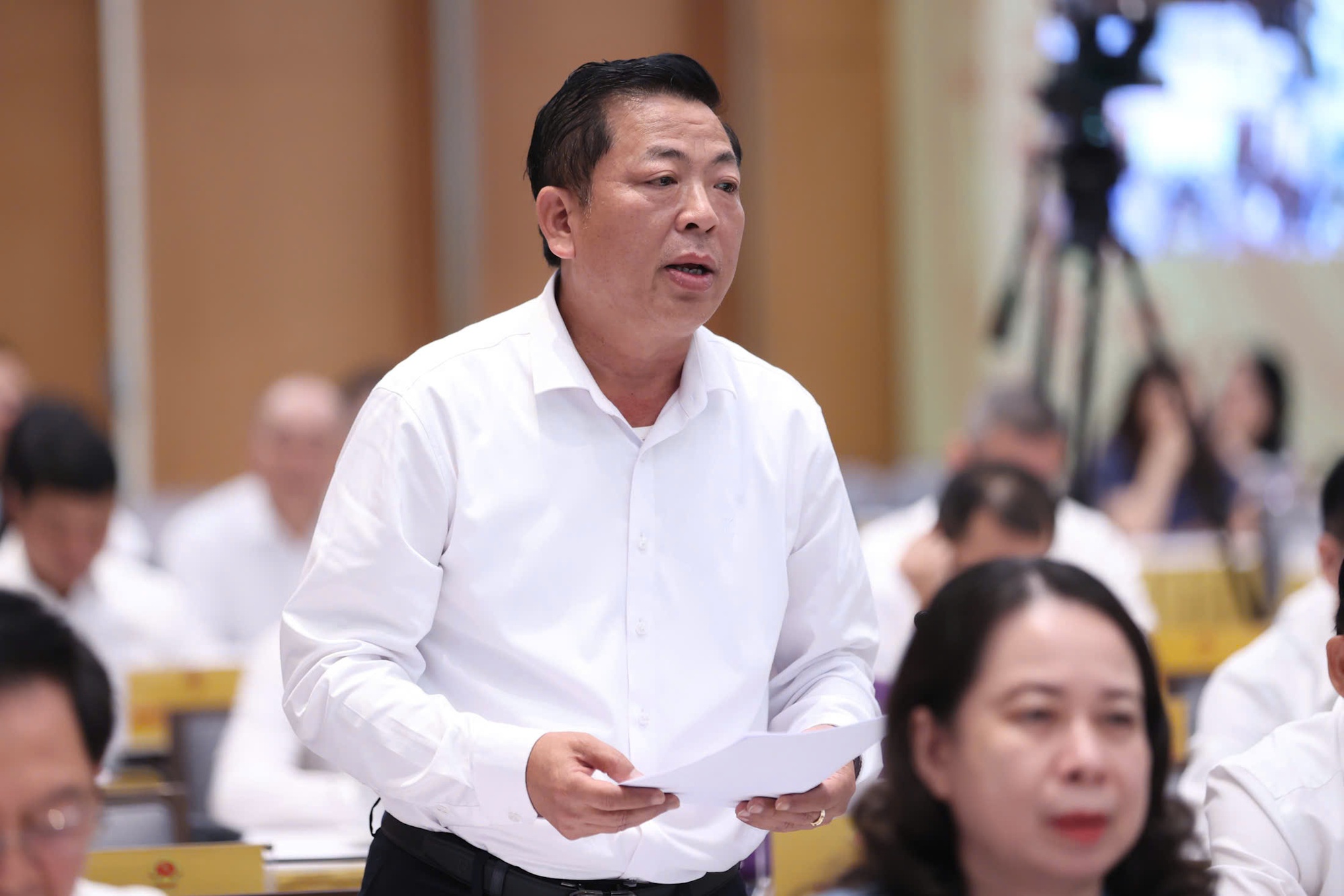 C&aacute;c bộ 'hiến kế' th&aacute;o gỡ điểm nghẽn, th&uacute;c đẩy tăng trưởng 6 th&aacute;ng cuối năm - Ảnh 1.