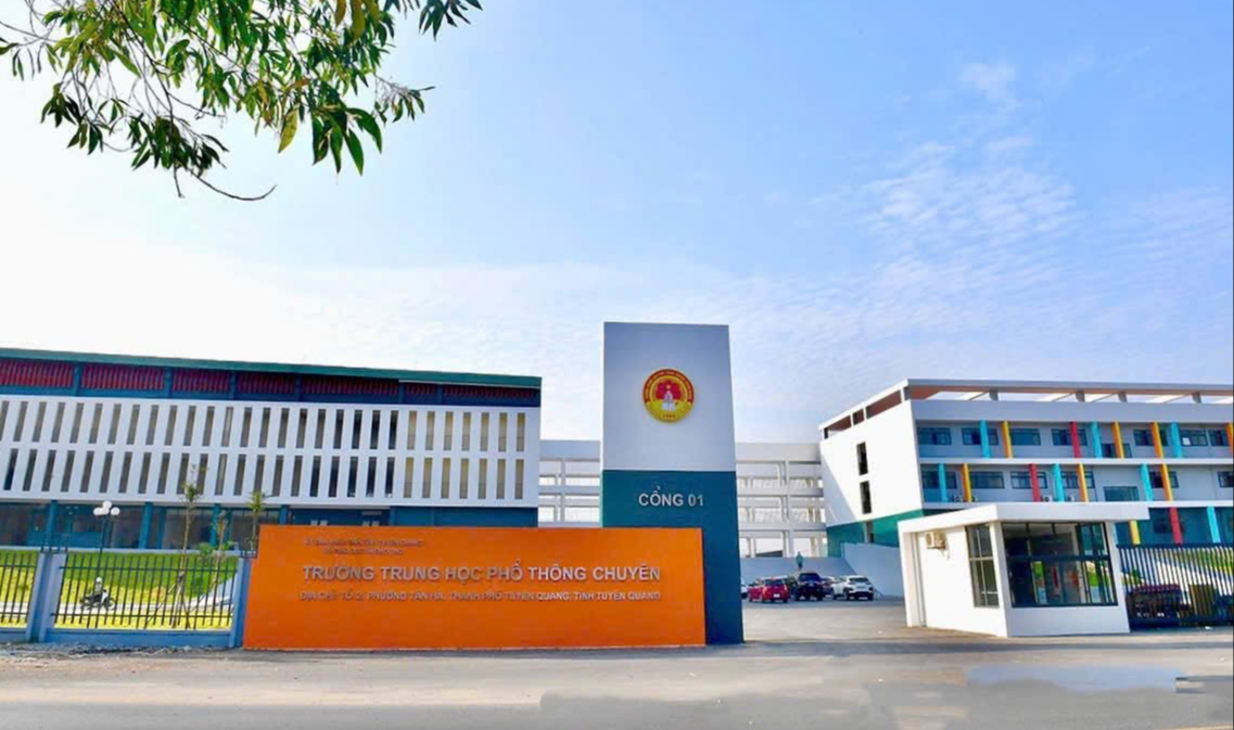 Bộ GD&ĐT: Kết quả thi m&ocirc;n To&aacute;n tại một điểm thi ở Tuy&ecirc;n Quang c&oacute; dấu hiệu bất thường - Ảnh 1.