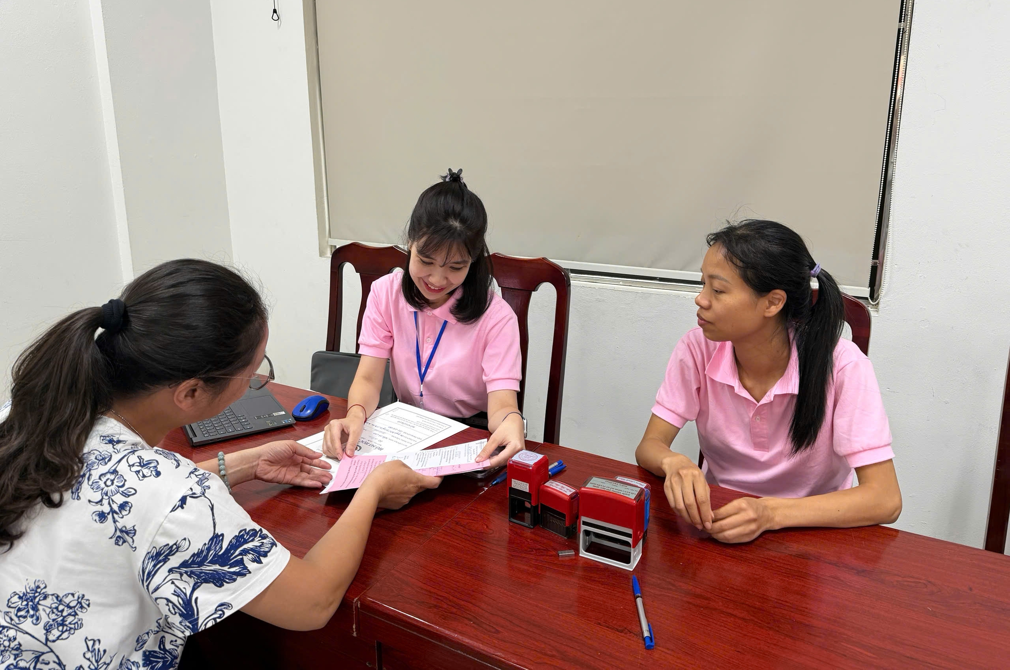 Ng&agrave;y thứ hai tuyển sinh bằng bản đồ GIS tại H&agrave; Nội: Hệ thống th&ocirc;ng suốt - Ảnh 2.