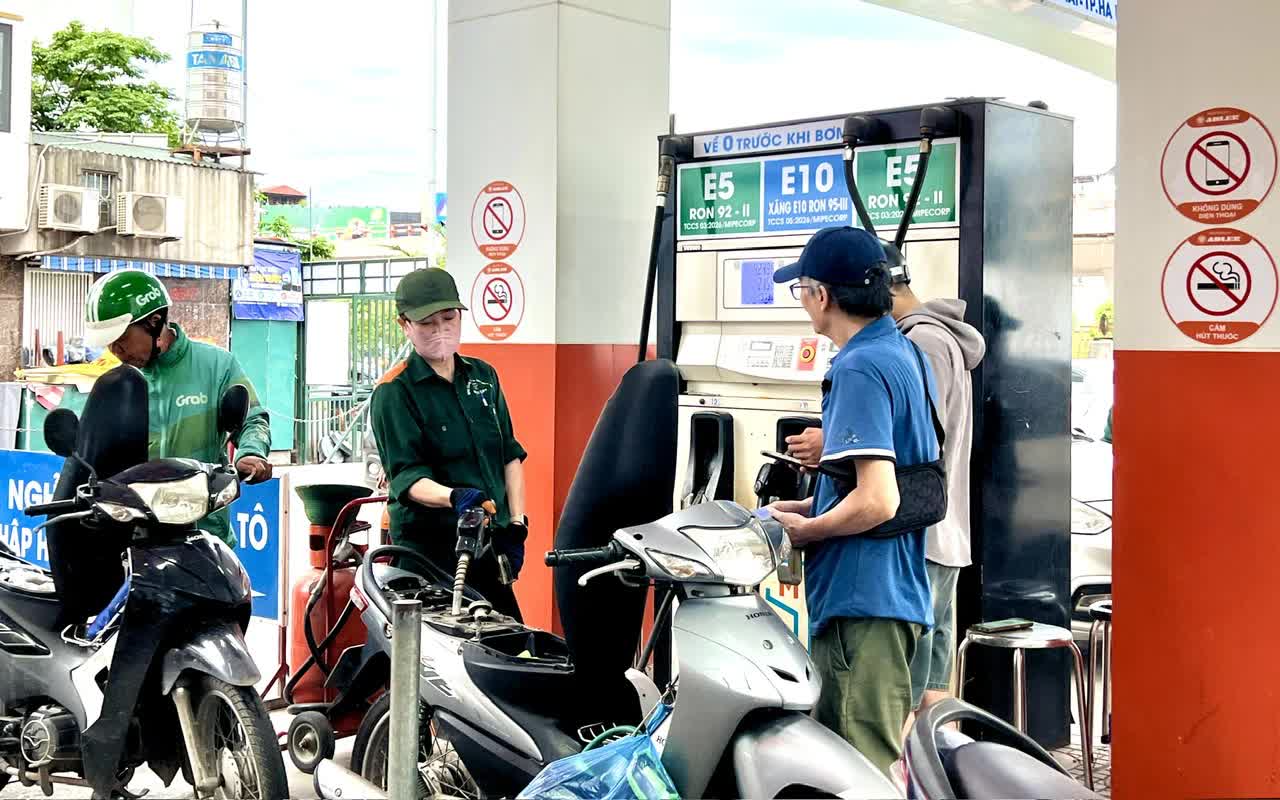 B&agrave;i 3: Sắn nhiều, nguy&ecirc;n liệu cho ethanol vẫn chưa chắc đủ - Ảnh 2.