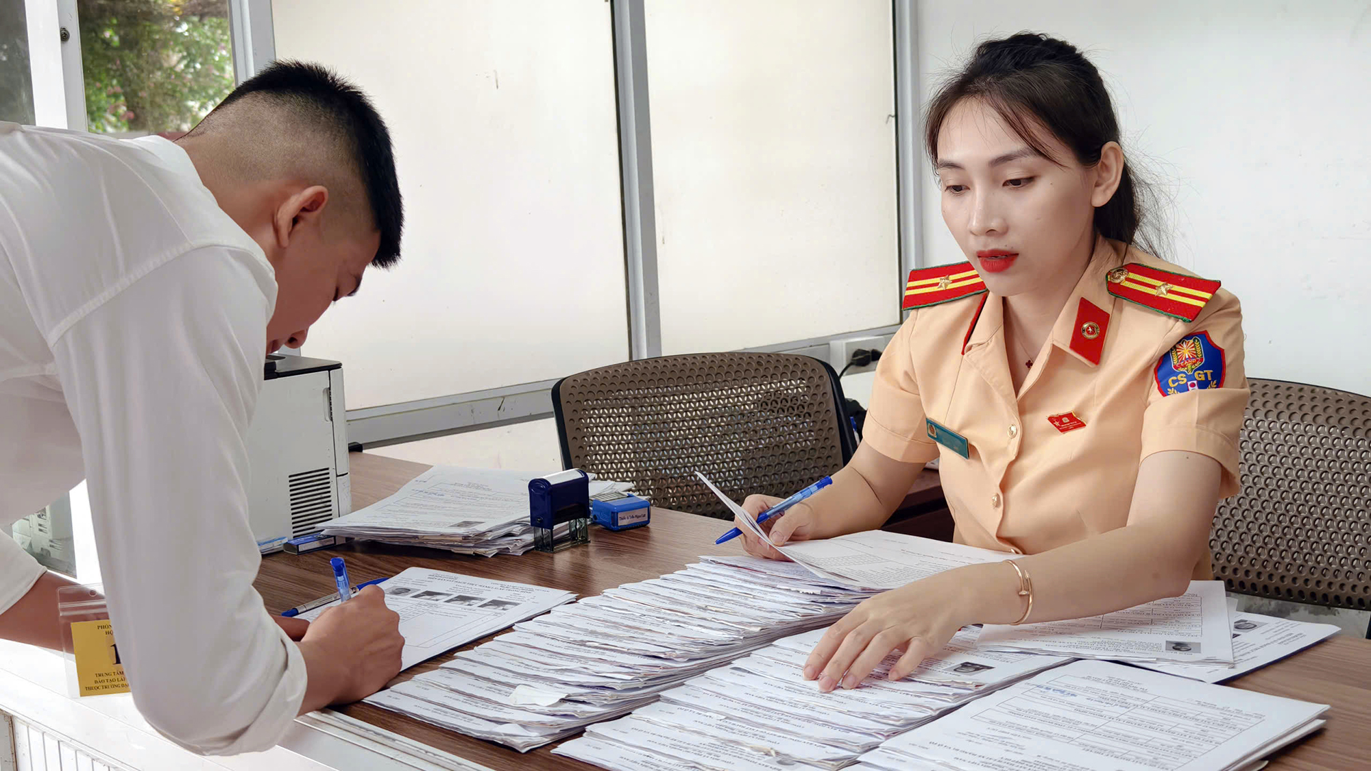 Hết &ldquo;học mẹo, thi mẹo&rdquo; khi s&aacute;t hạch l&aacute;i xe - Ảnh 2.
