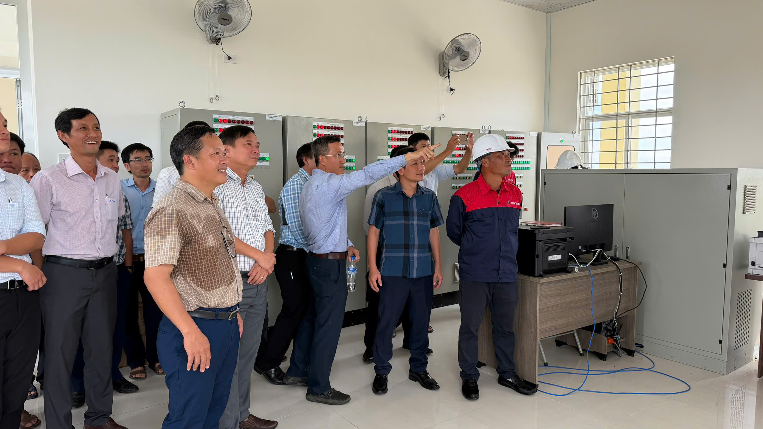 Vận h&agrave;nh, chạy thử v&agrave; đồng bộ thiết bị Đập d&acirc;ng lớn nhất Quảng Ng&atilde;i - Ảnh 1.