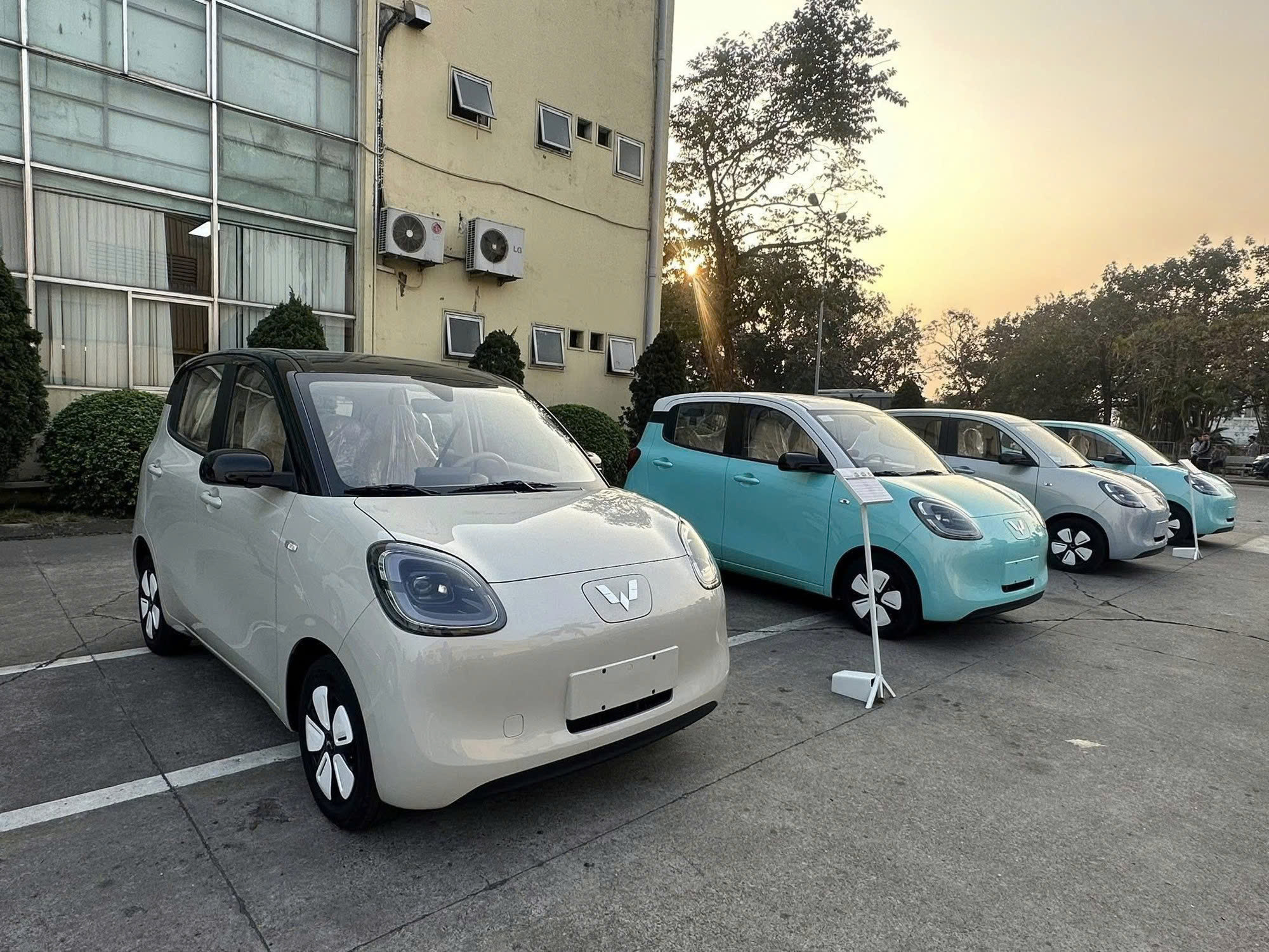 Cầm 300 triệu mua ô tô điện: Lựa chọn ngòai VinFast cho người Việt năm 2026 - Ảnh 2. Cầm 300 triệu mua ô tô điện: Lựa chọn ngòai VinFast cho người Việt năm 2026 - Ảnh 2.