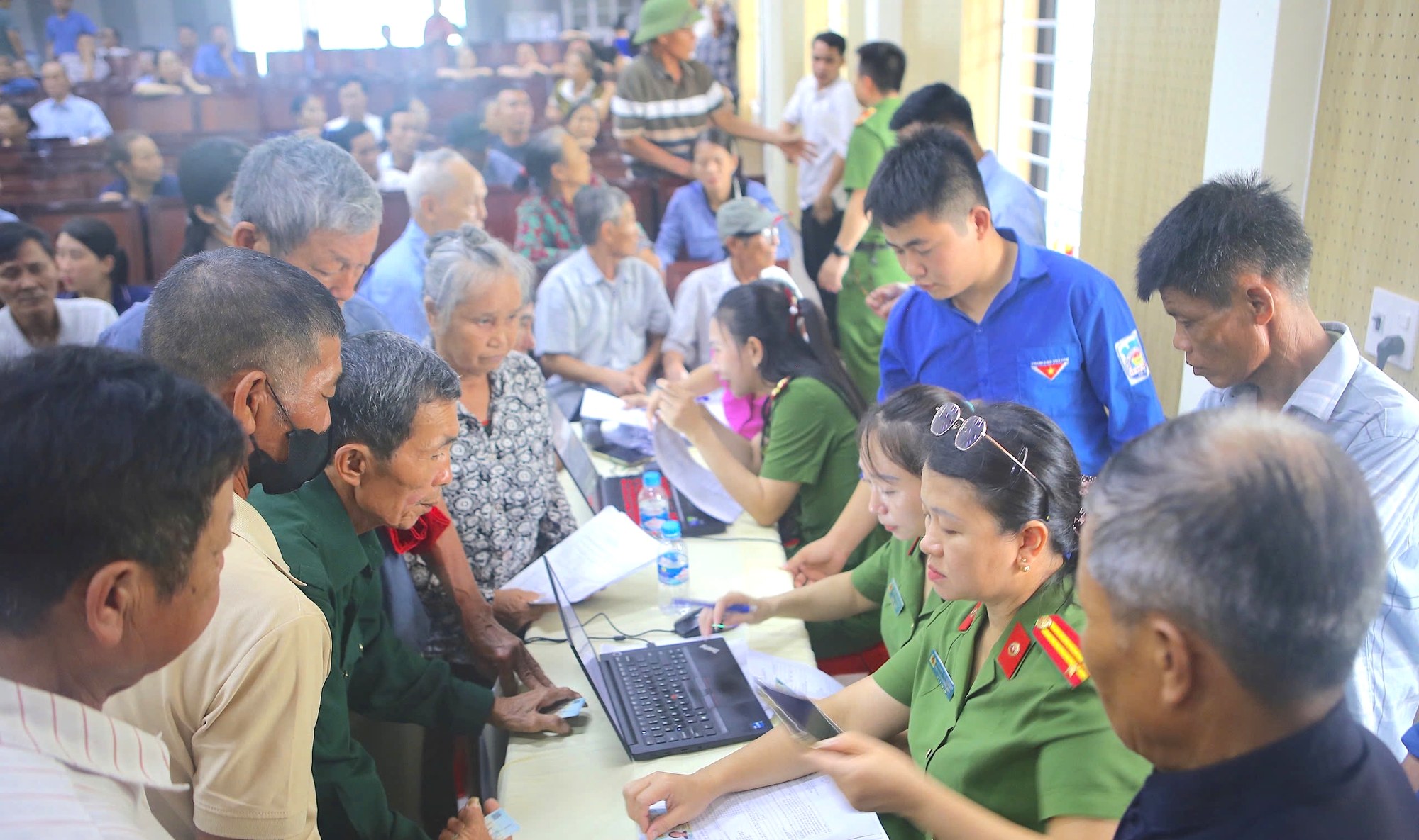 Đội nắng , dầm mưa t&igrave;m lại t&ecirc;n cho liệt sĩ hy sinh ở H&agrave; Tĩnh năm 2026 - Ảnh 4.