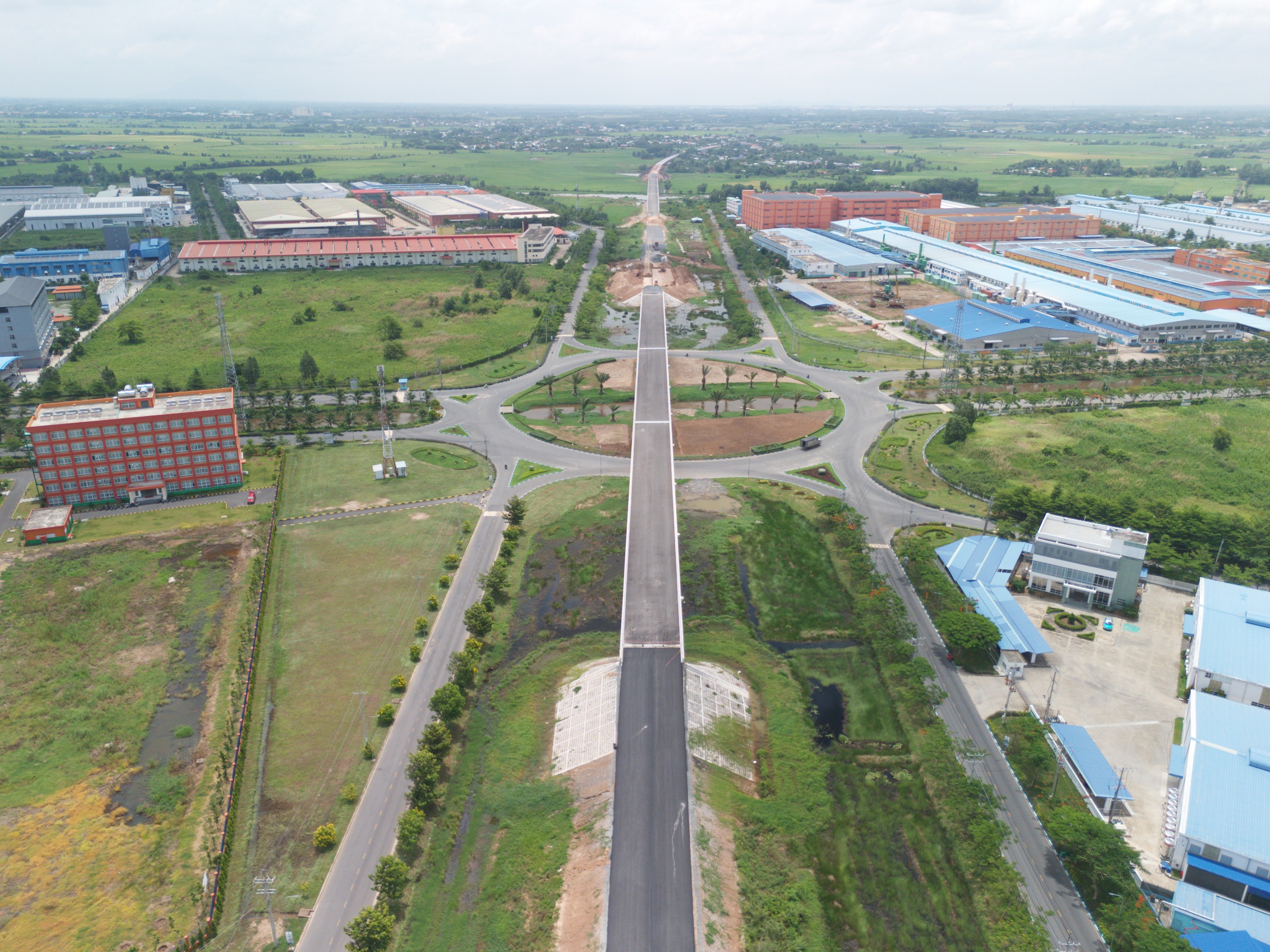 Đường Hồ Ch&iacute; Minh qua T&acirc;y Ninh: Gỡ n&uacute;t thắt cuối c&ugrave;ng, tăng tốc về đ&iacute;ch - Ảnh 4.