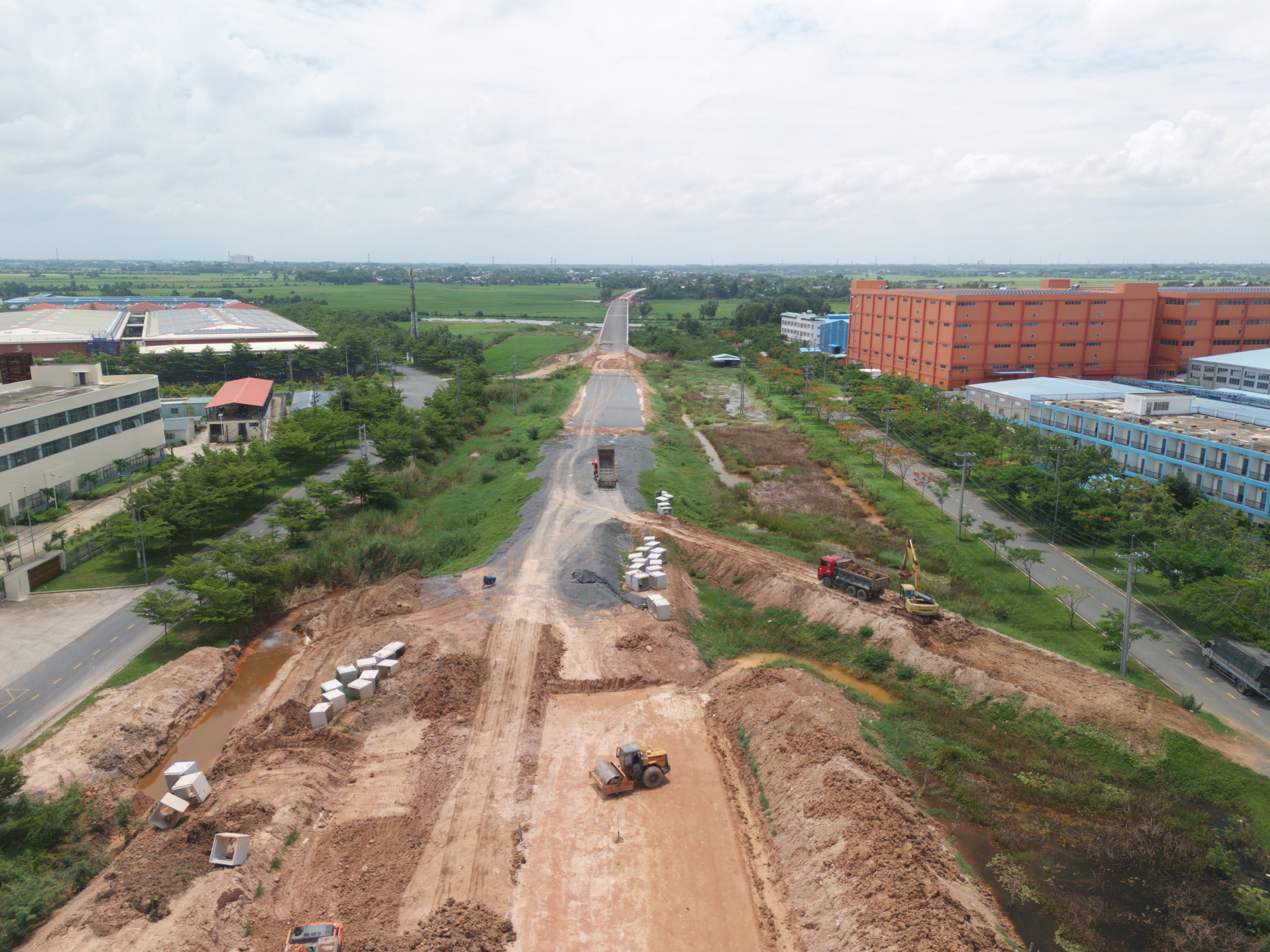 Đường Hồ Ch&iacute; Minh qua T&acirc;y Ninh: Gỡ n&uacute;t thắt cuối c&ugrave;ng, tăng tốc về đ&iacute;ch - Ảnh 7.