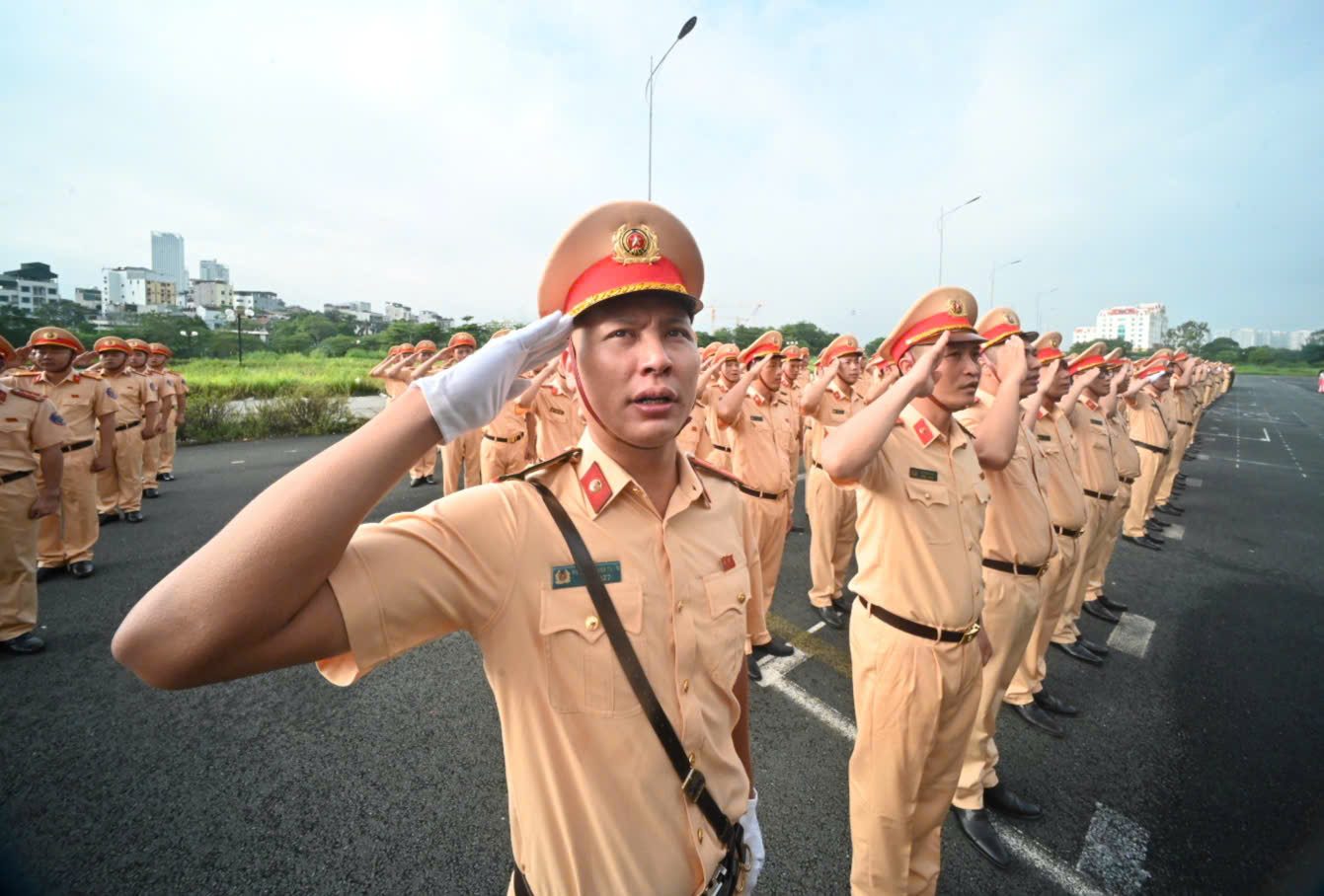 H&agrave; Nội: Hơn 3.000 cảnh s&aacute;t ph&ocirc; diễn điều lệnh, qu&acirc;n sự v&agrave; v&otilde; thuật  - Ảnh 10.